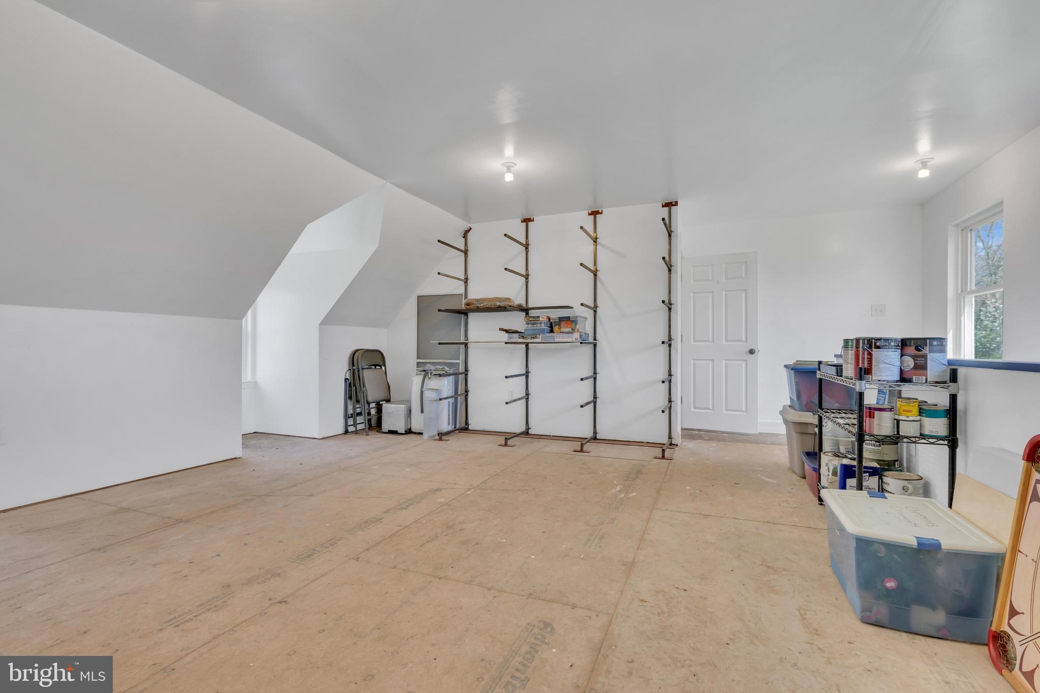 YARDLEY CREST - Residential