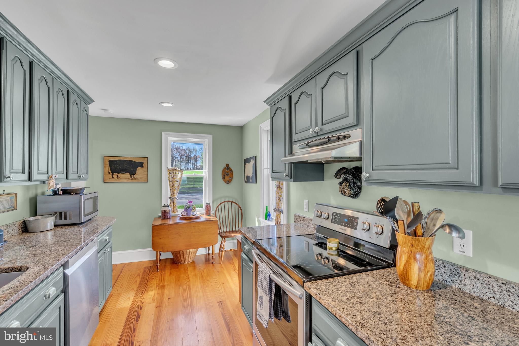 YARDLEY CREST - Residential