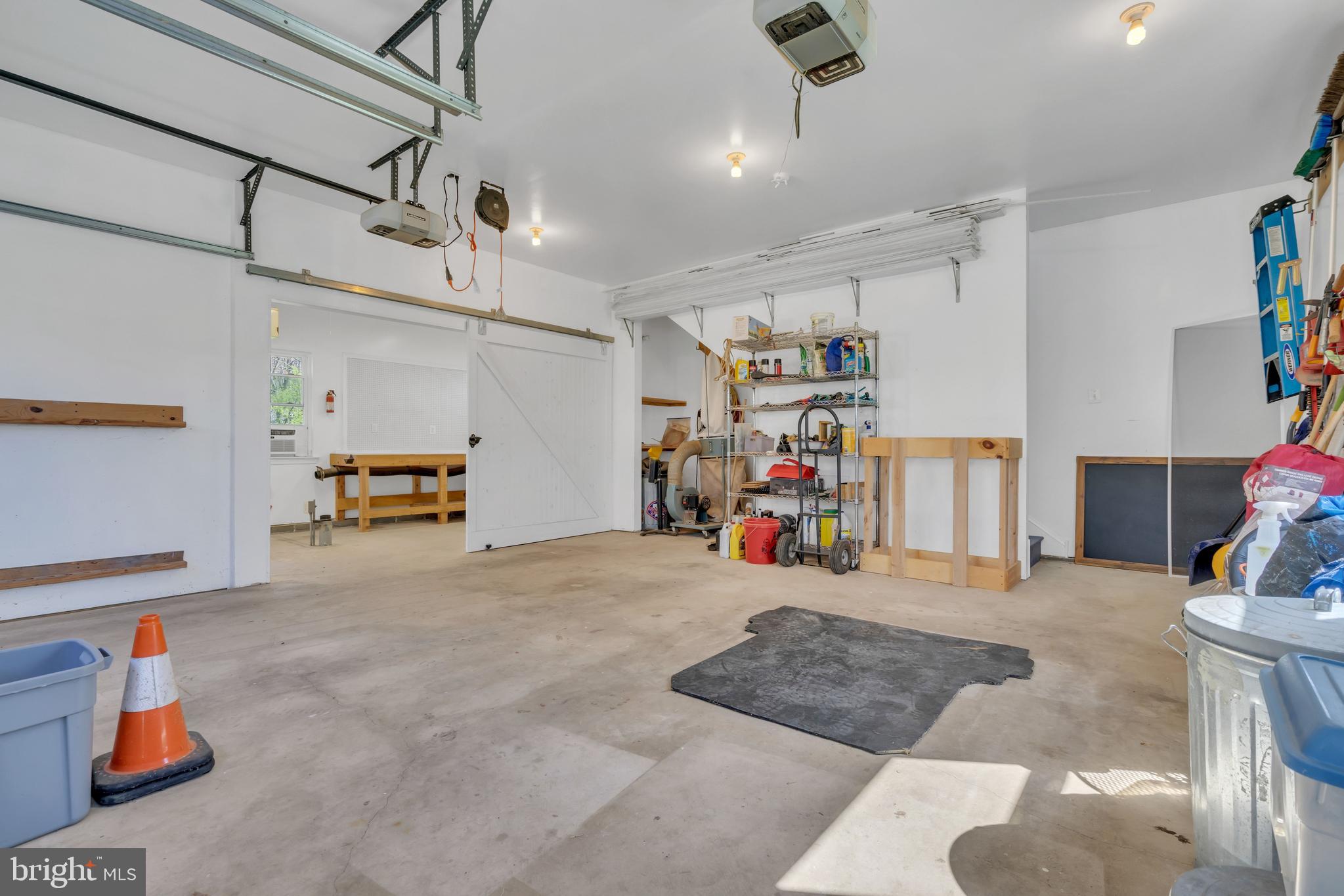 YARDLEY CREST - Residential