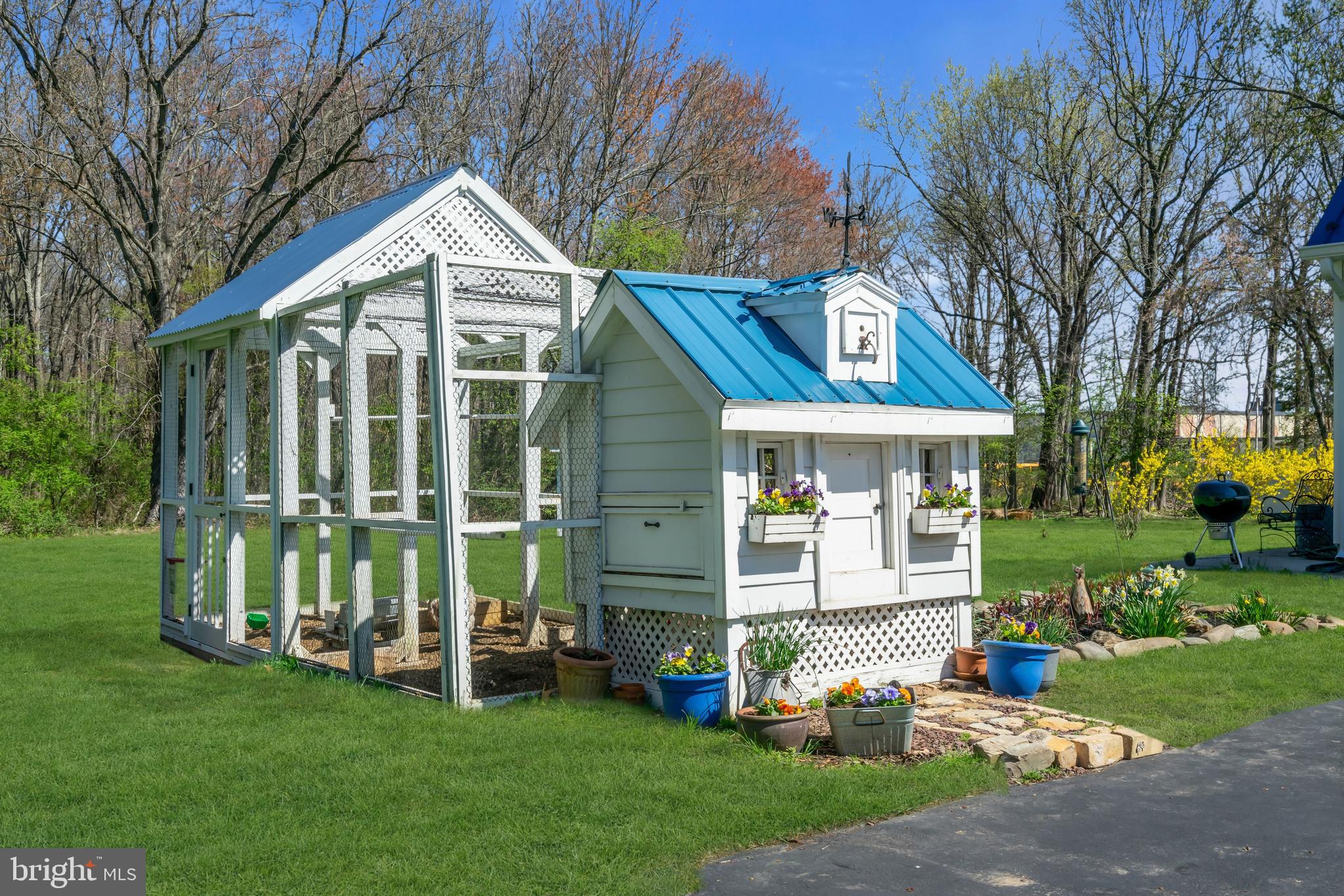 YARDLEY CREST - Residential