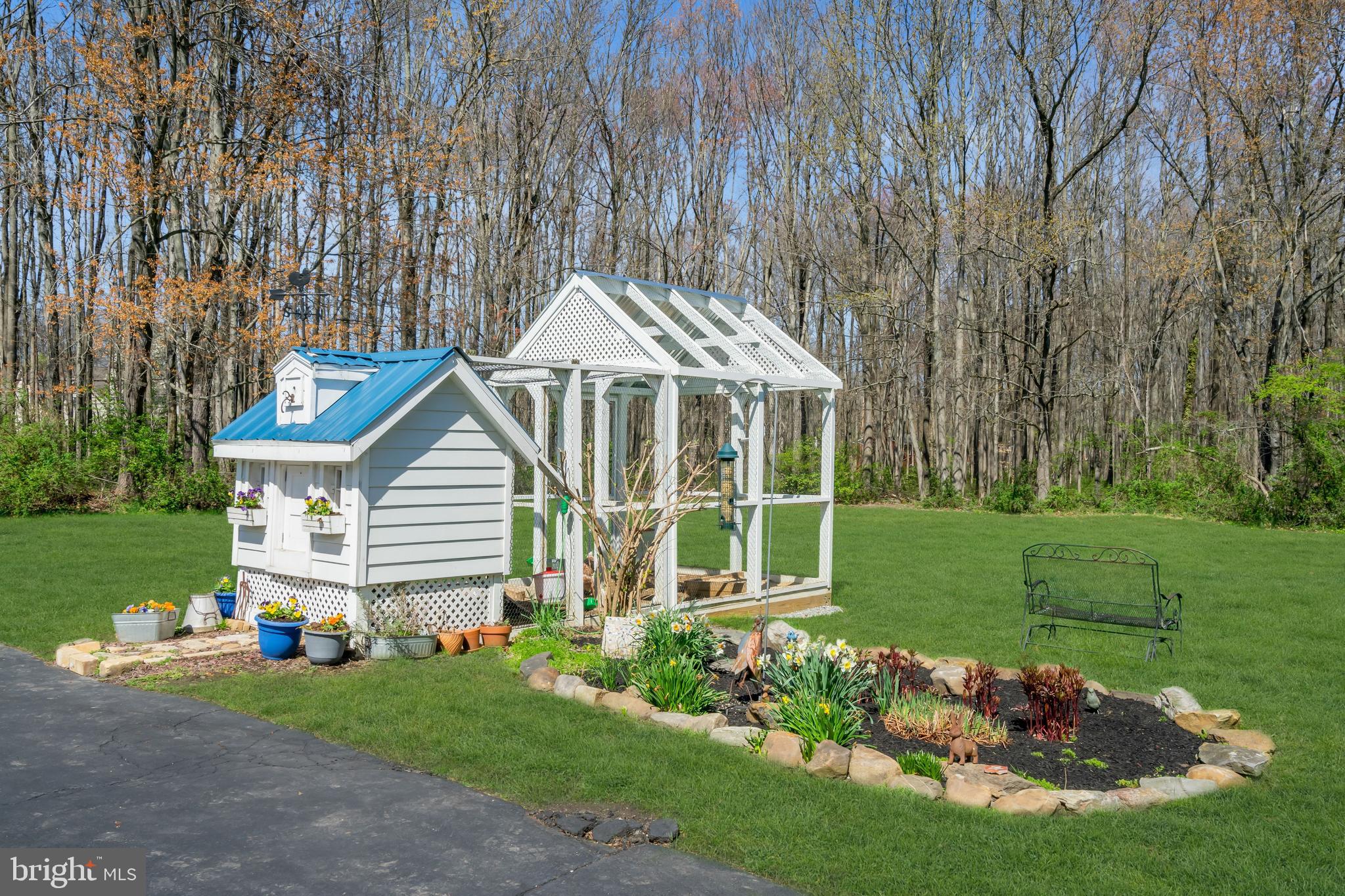 YARDLEY CREST - Residential