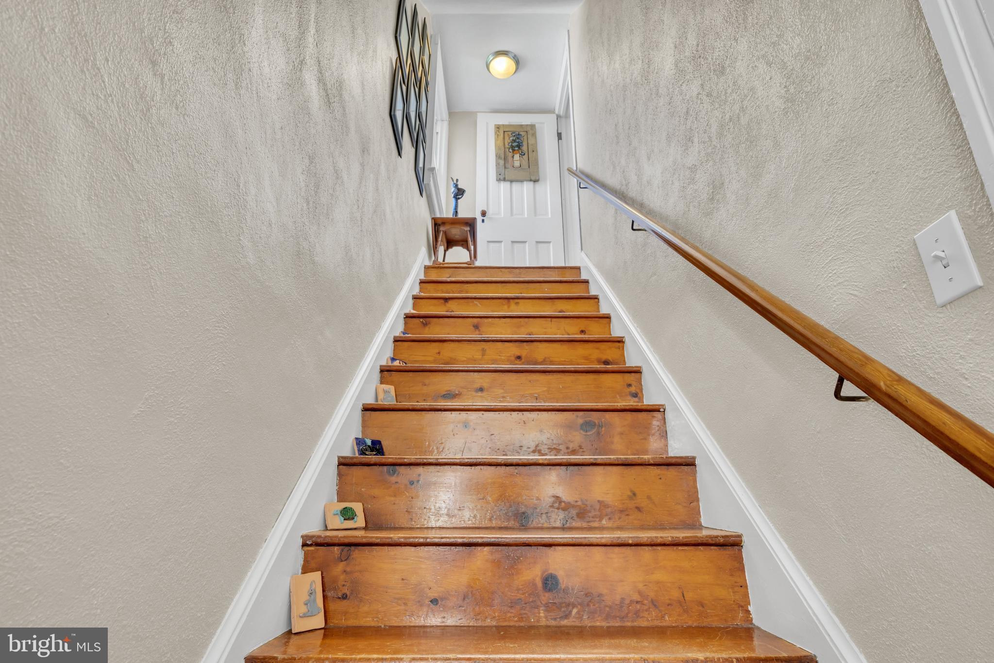 YARDLEY CREST - Residential