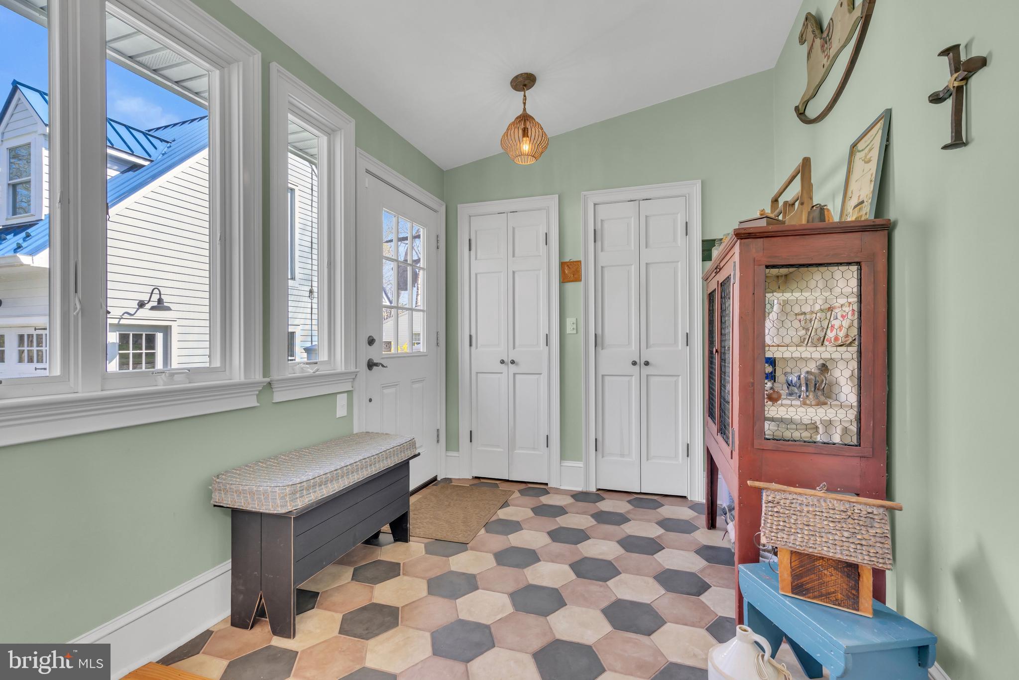 YARDLEY CREST - Residential