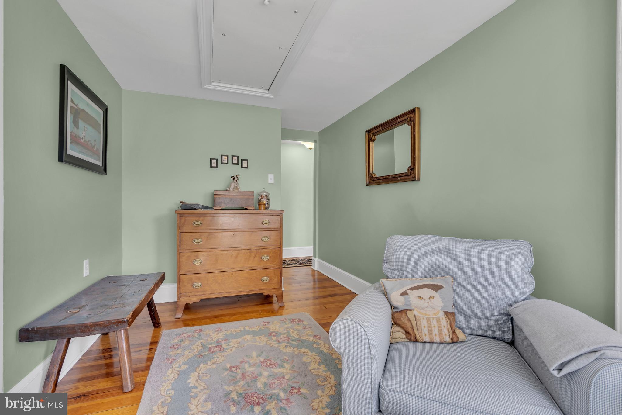 YARDLEY CREST - Residential