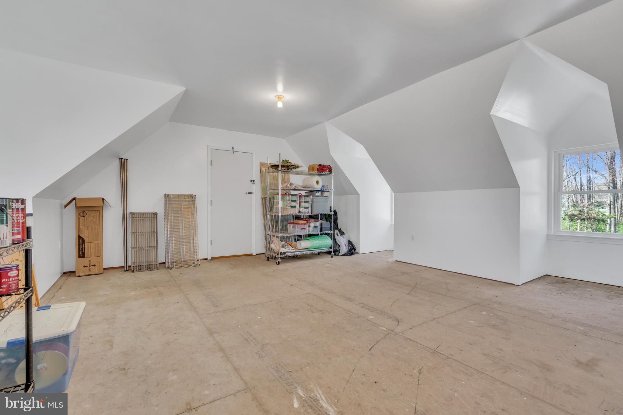 YARDLEY CREST - Residential