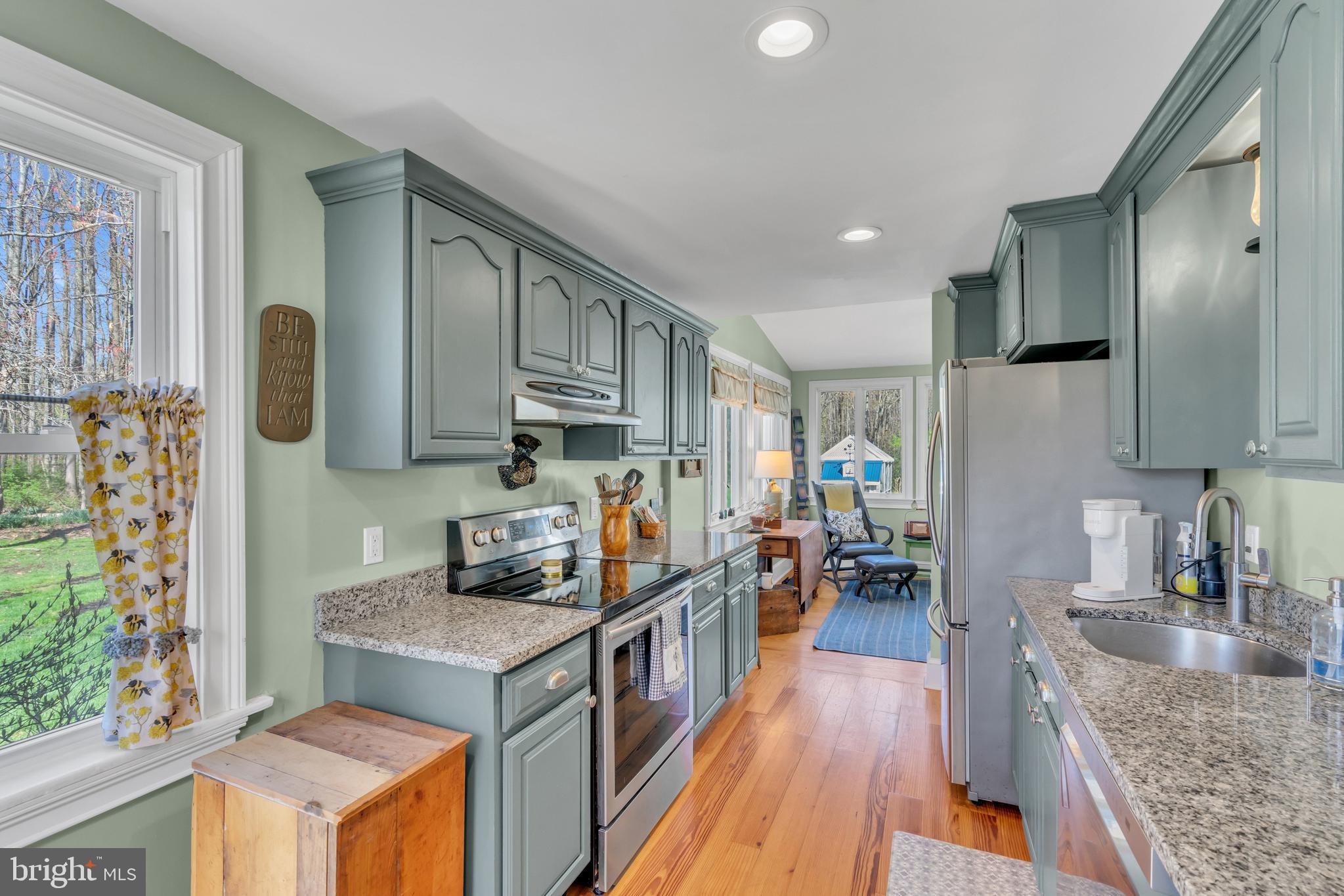 YARDLEY CREST - Residential