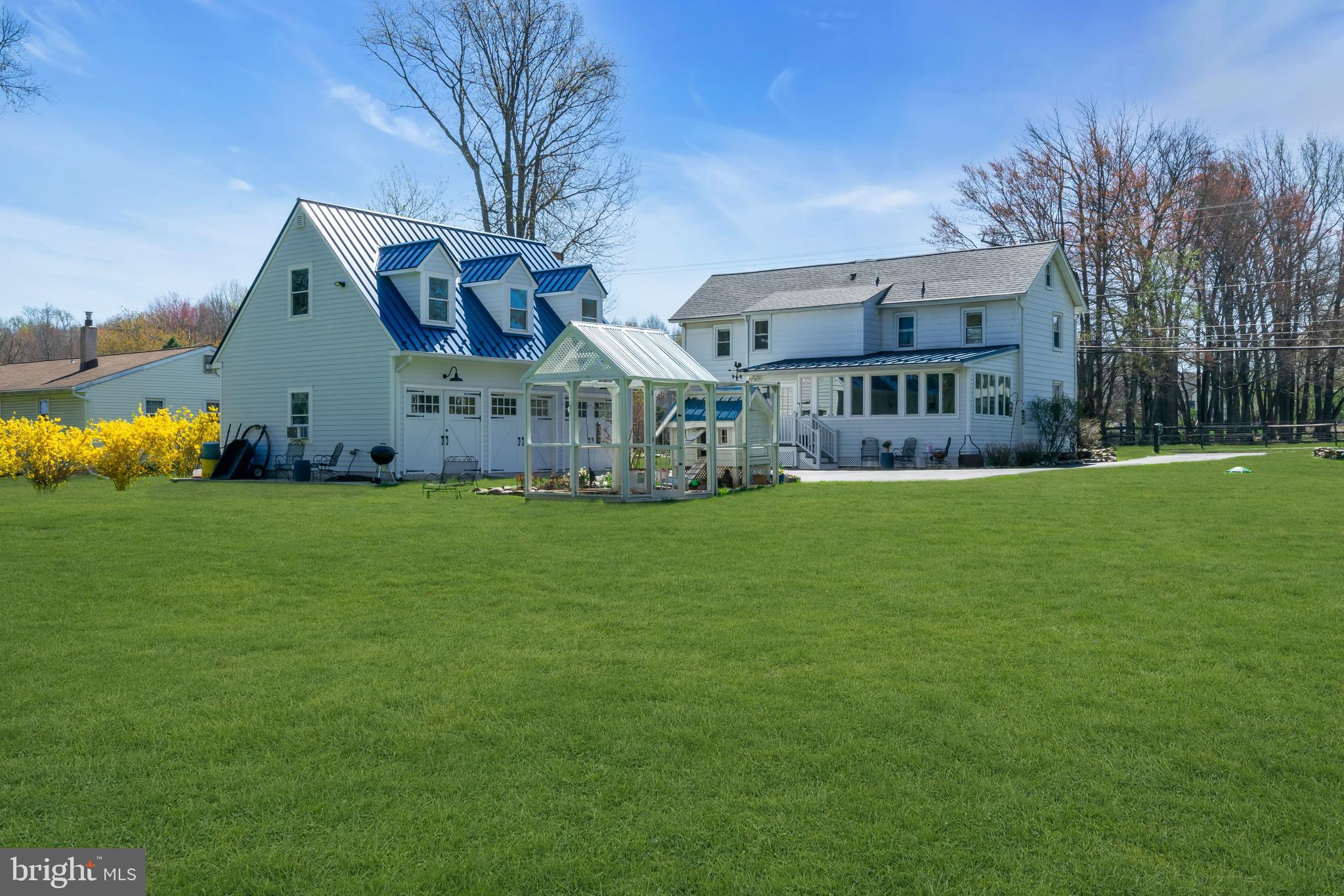 YARDLEY CREST - Residential