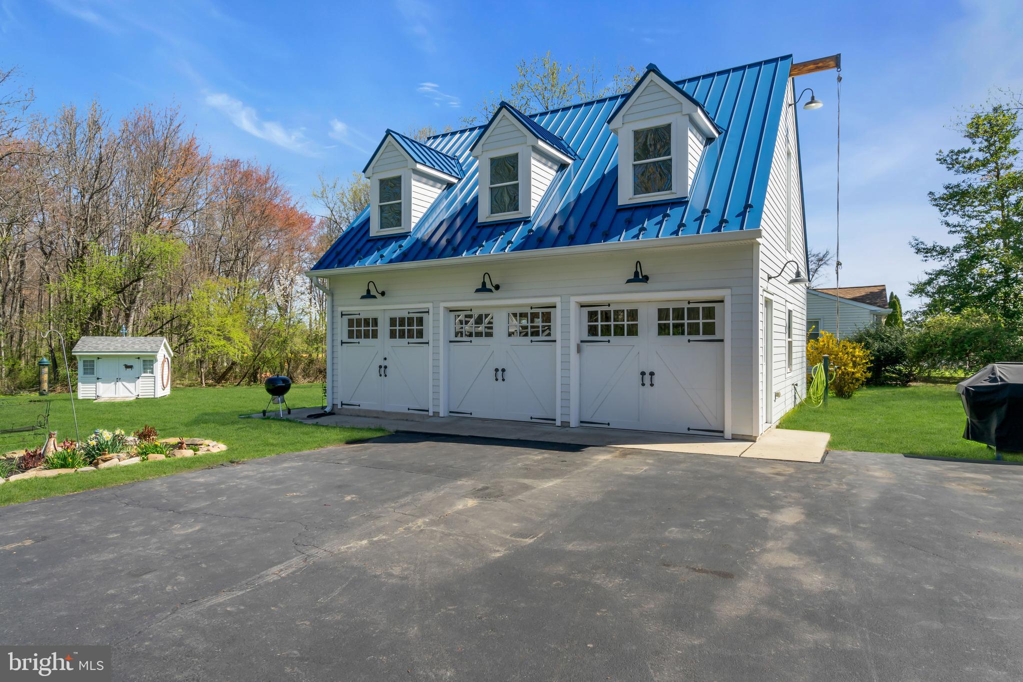 YARDLEY CREST - Residential