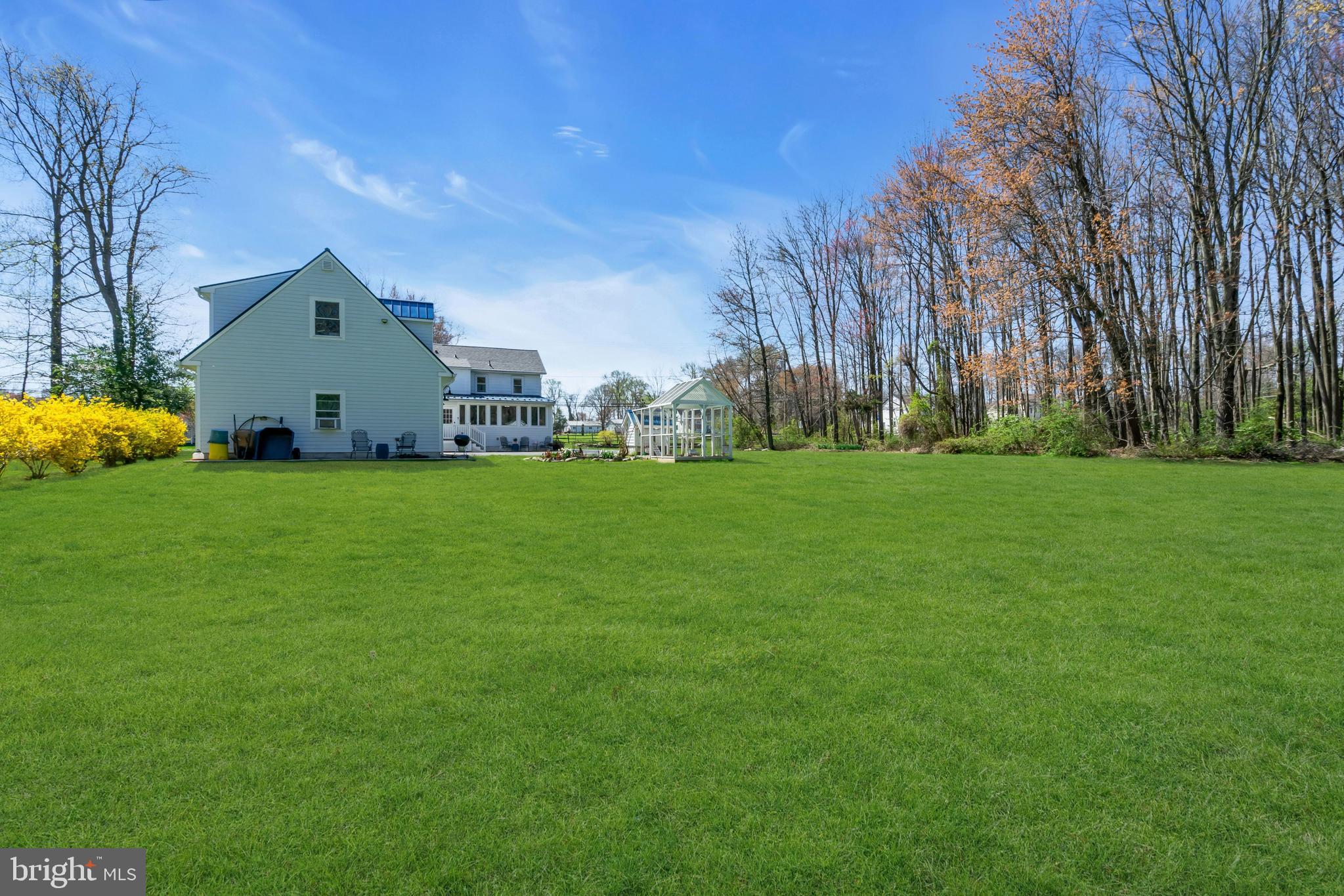 YARDLEY CREST - Residential