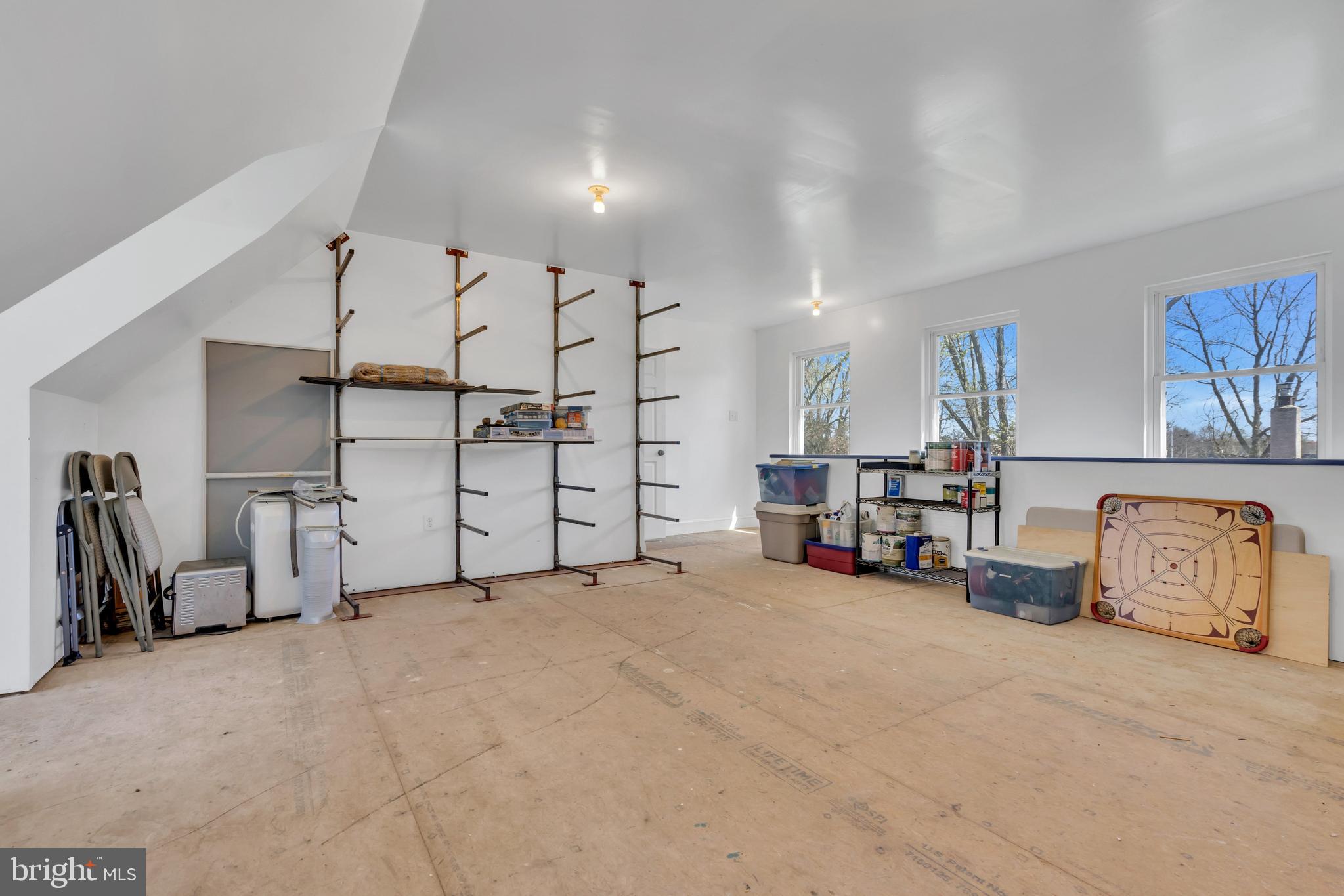 YARDLEY CREST - Residential