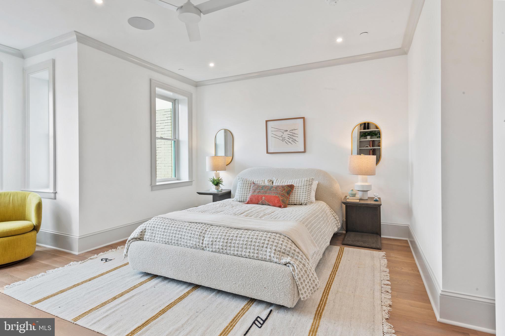 CAPITOL HILL - Residential