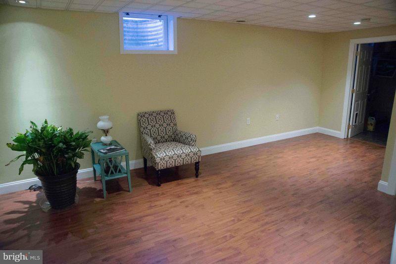 HUME SPRINGS - Residential