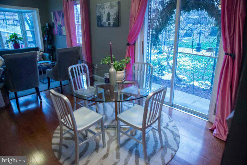 HUME SPRINGS - Residential