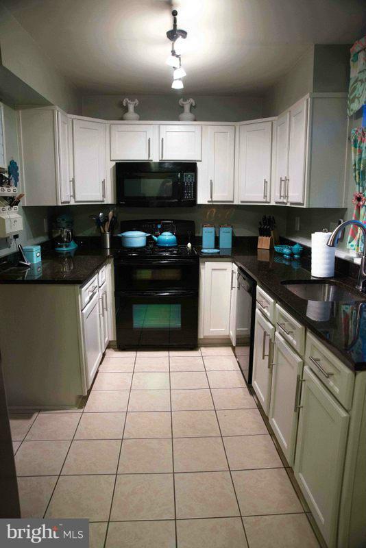 HUME SPRINGS - Residential