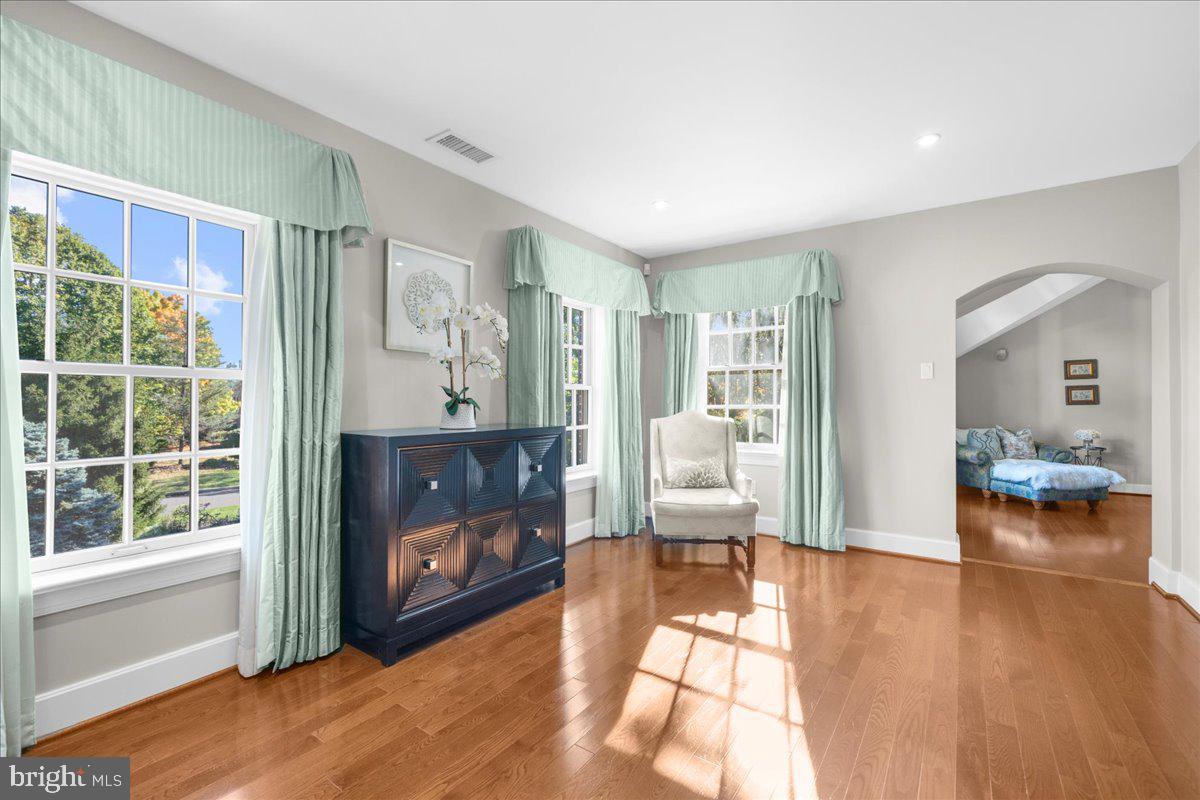 FOREST HILL - Residential