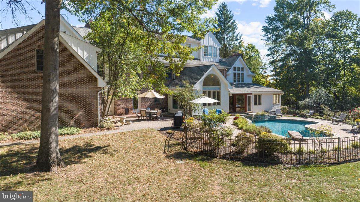 FOREST HILL - Residential