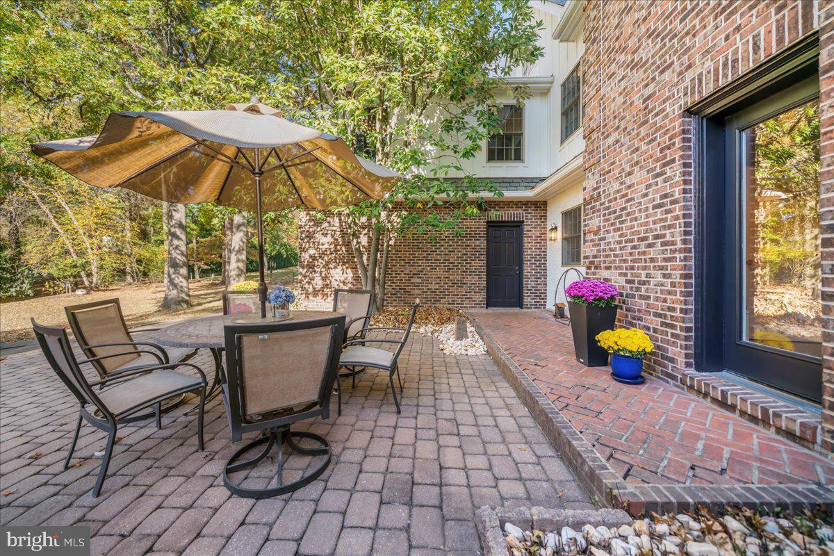 FOREST HILL - Residential