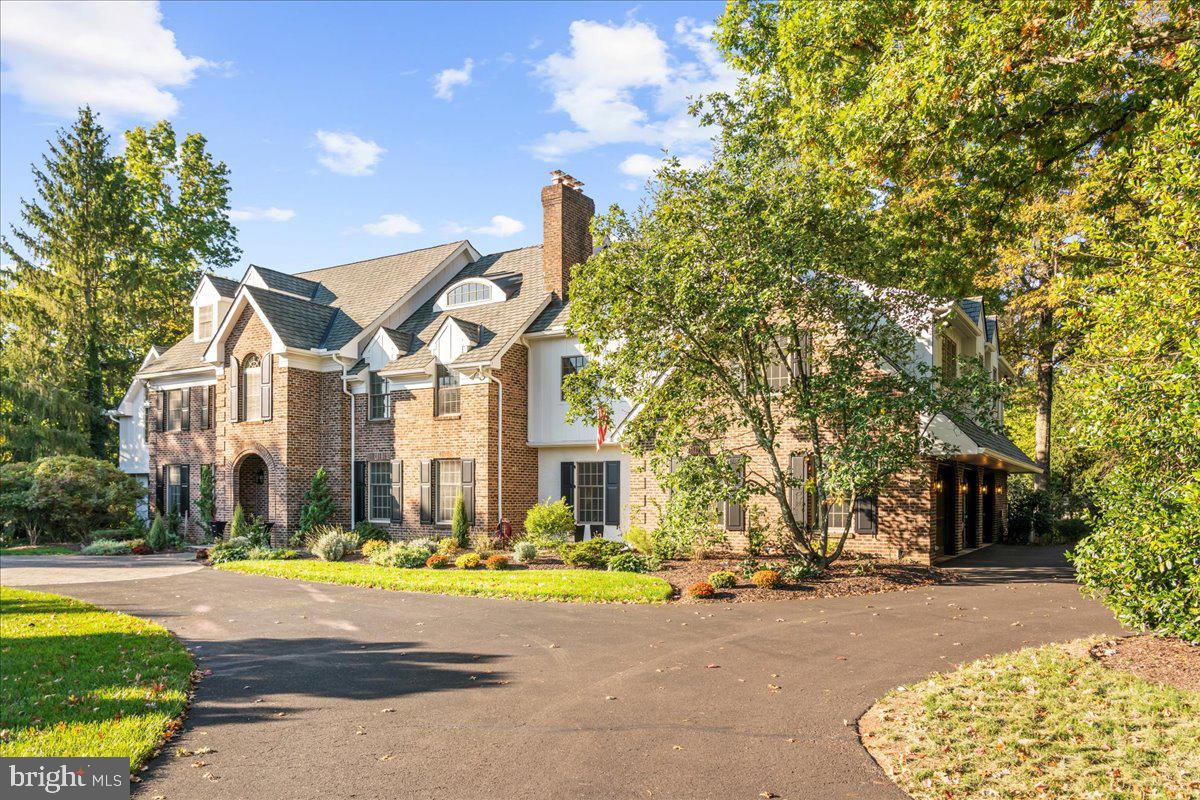 FOREST HILL - Residential