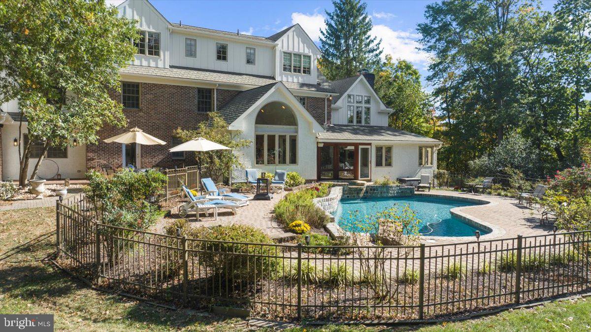 FOREST HILL - Residential