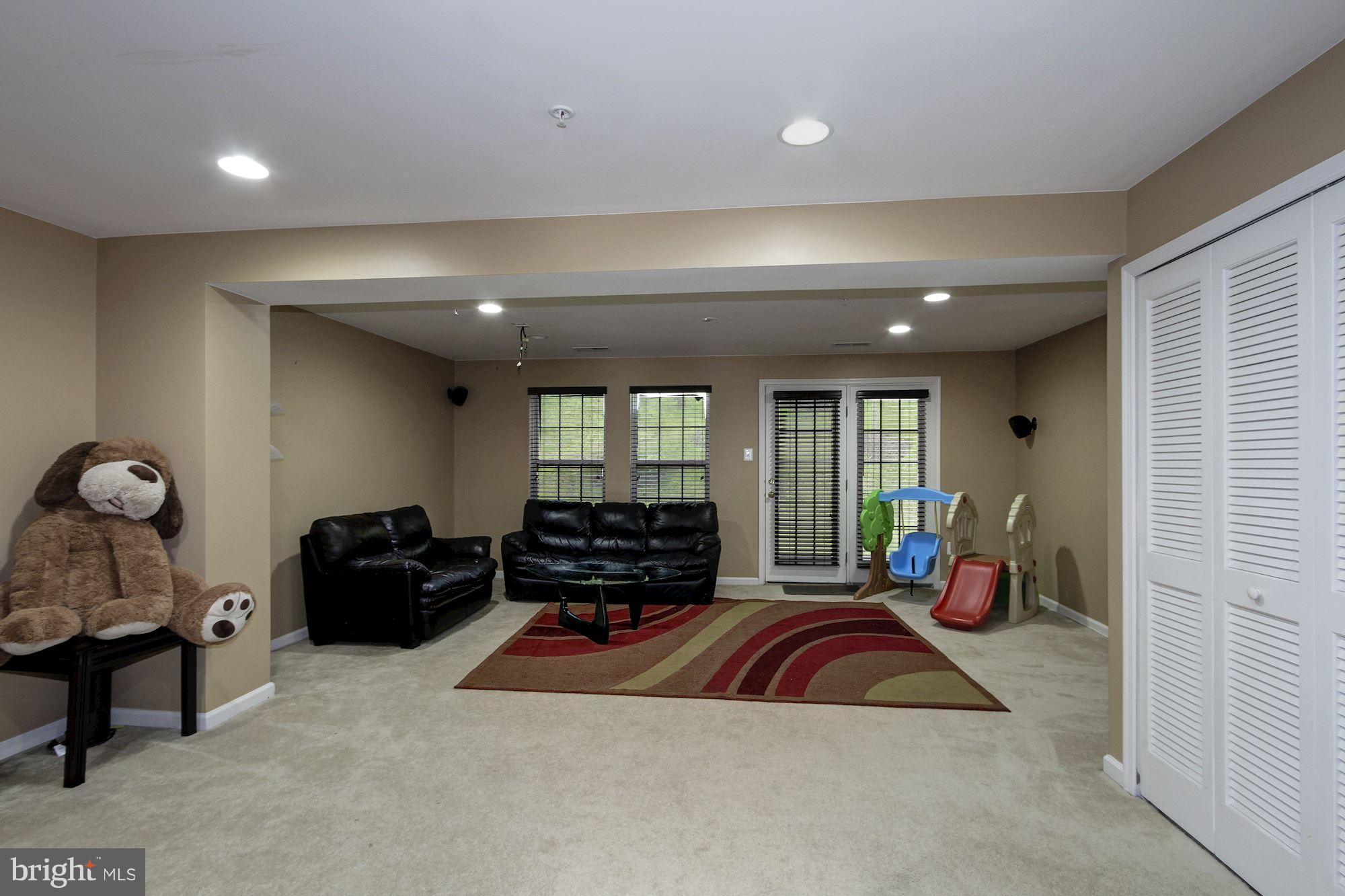 7055 OAK GROVE WAY 119