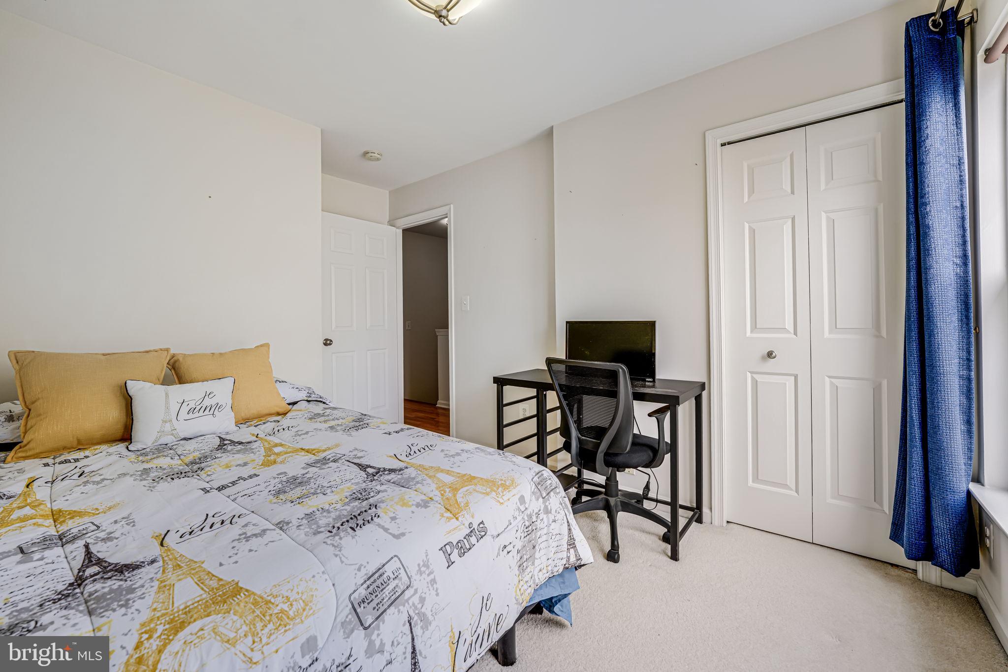 DUKE STREET SQUARE - Residential