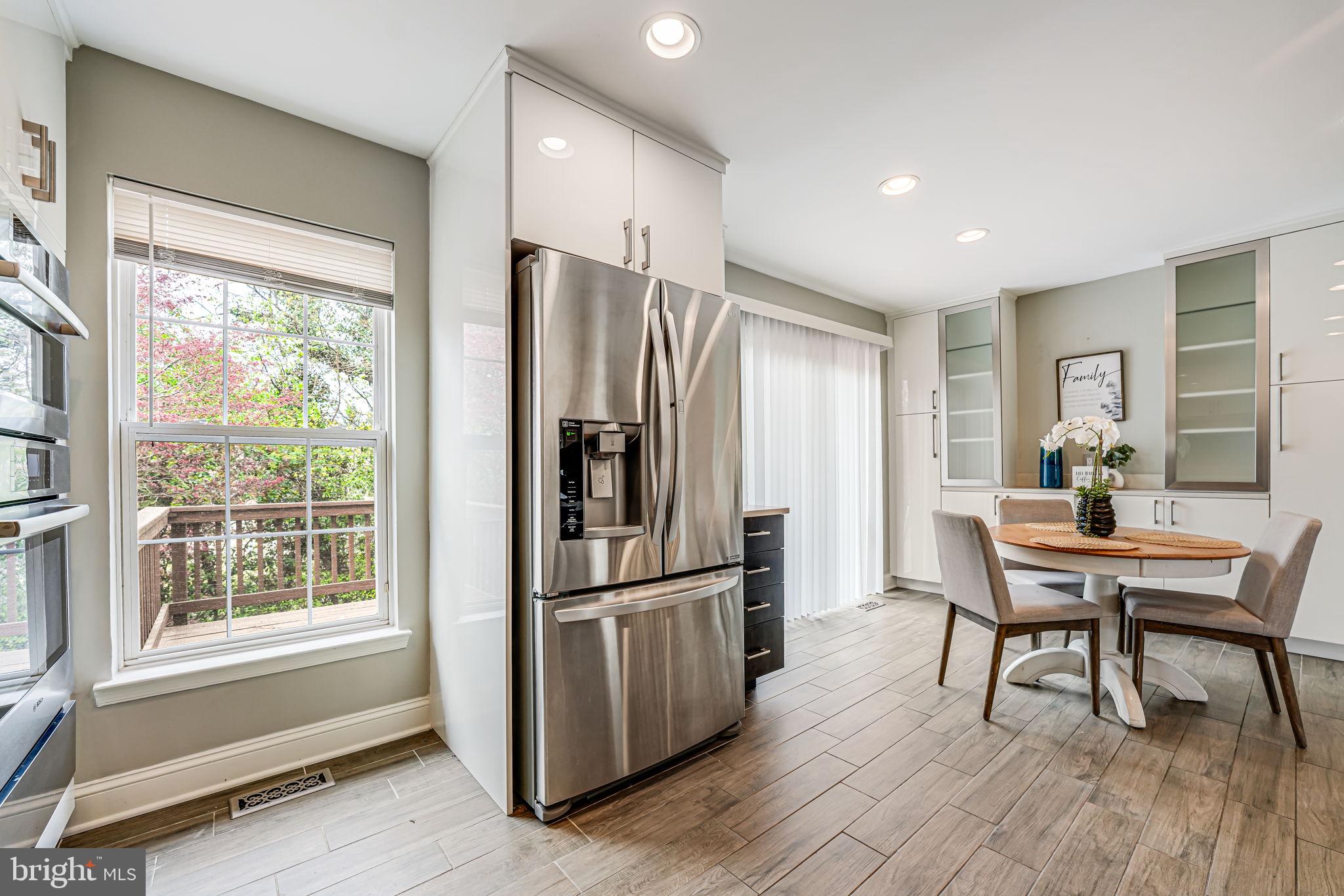 DUKE STREET SQUARE - Residential