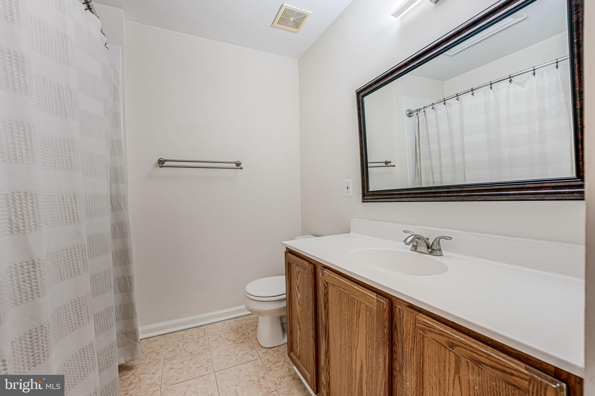 DUKE STREET SQUARE - Residential