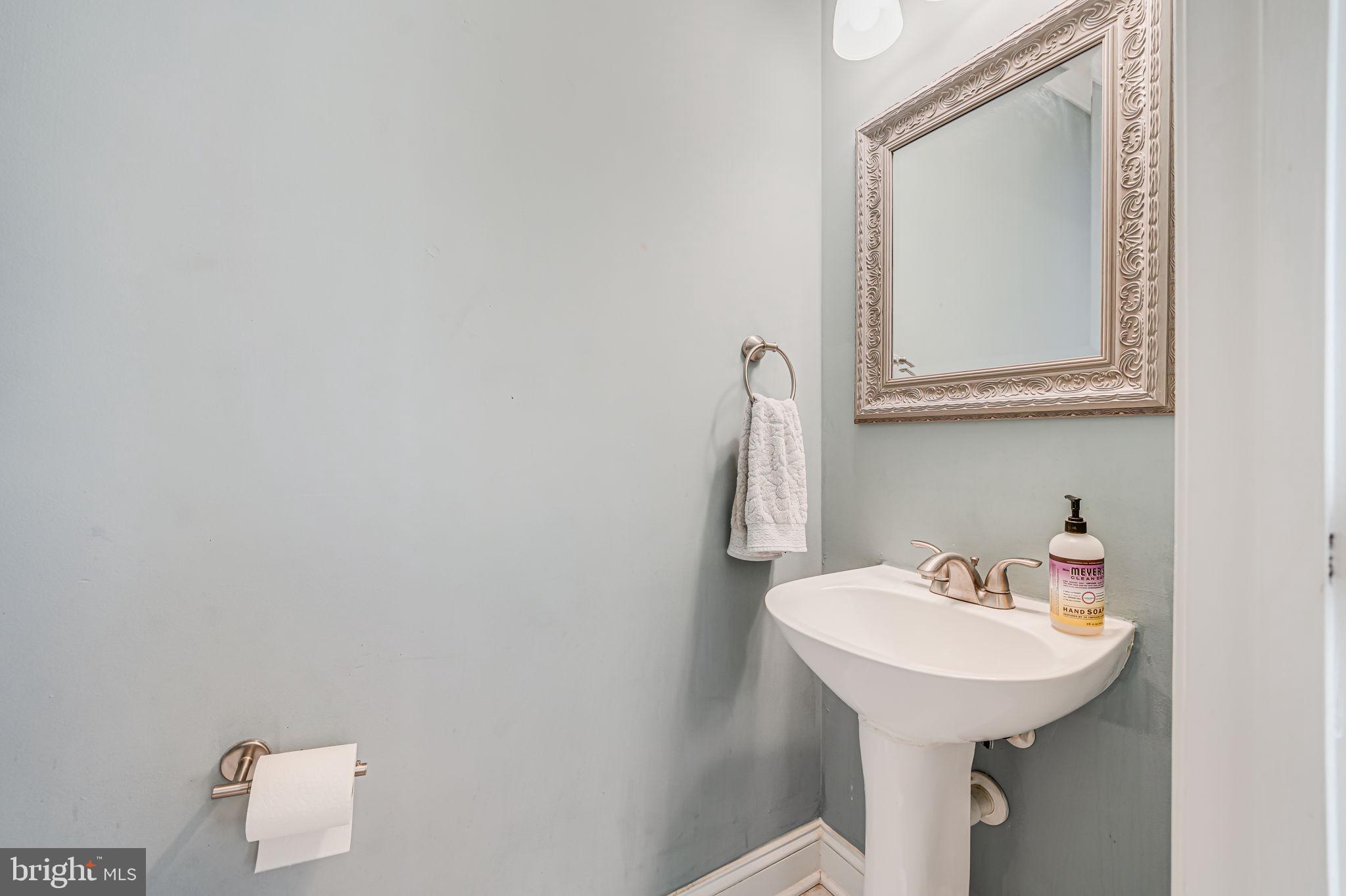 DUKE STREET SQUARE - Residential