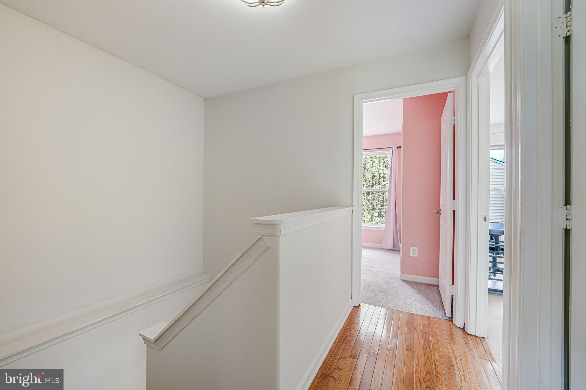 DUKE STREET SQUARE - Residential