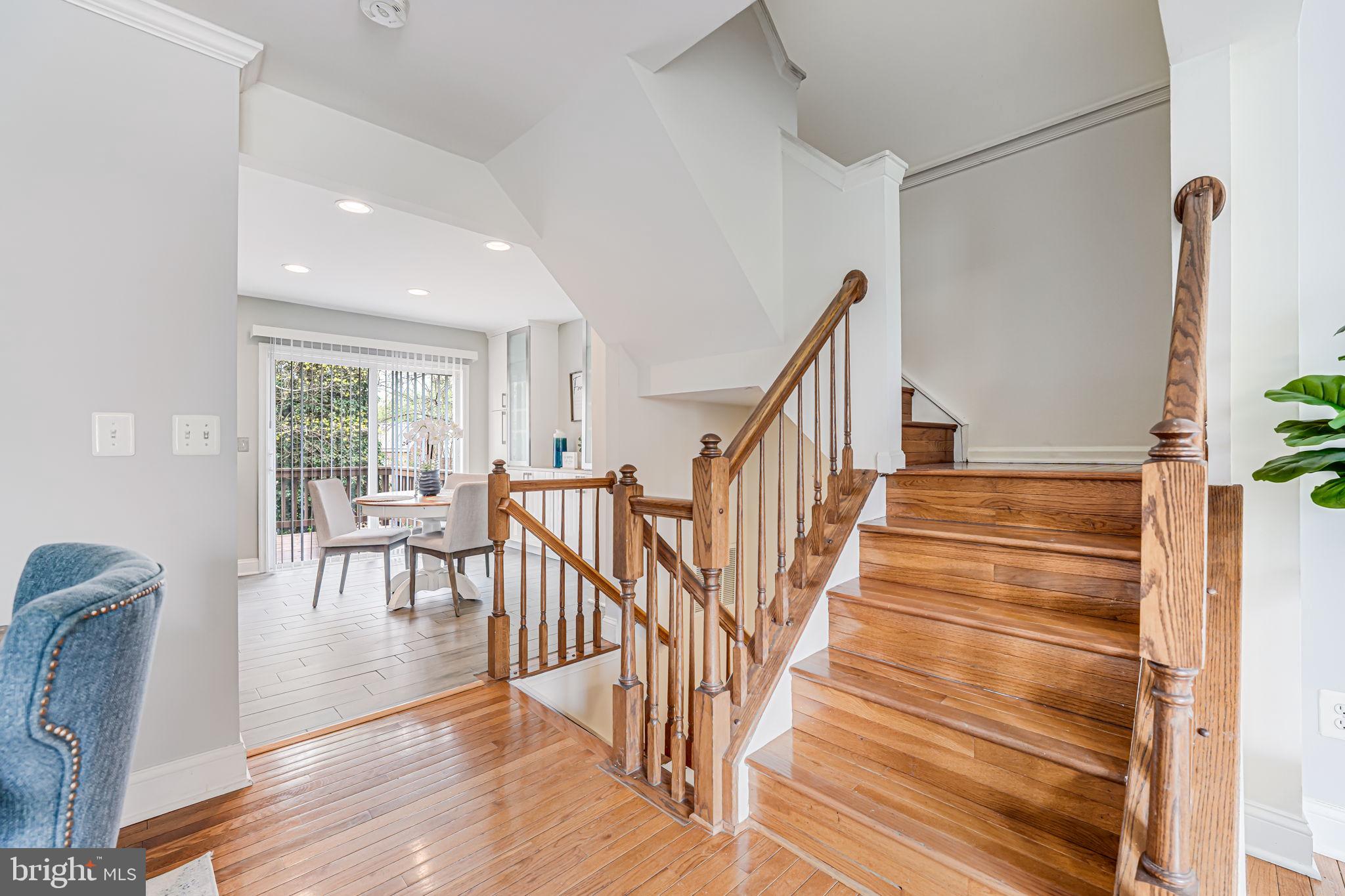 DUKE STREET SQUARE - Residential