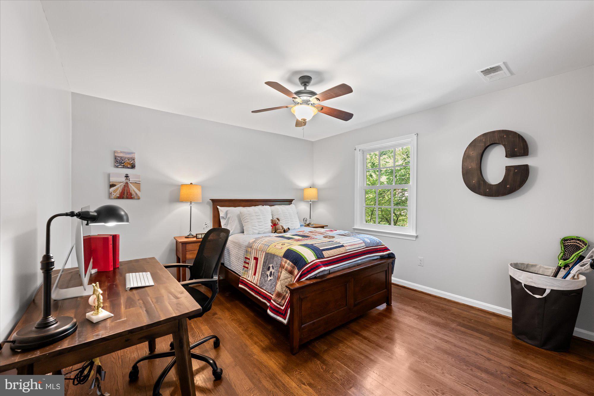 RIVER FALLS - Residential