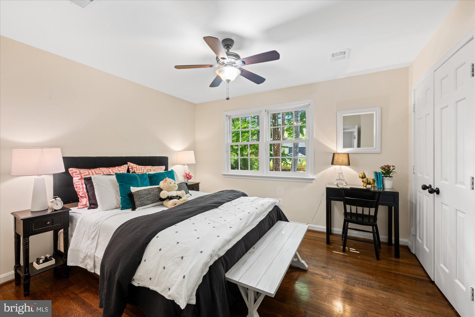 RIVER FALLS - Residential