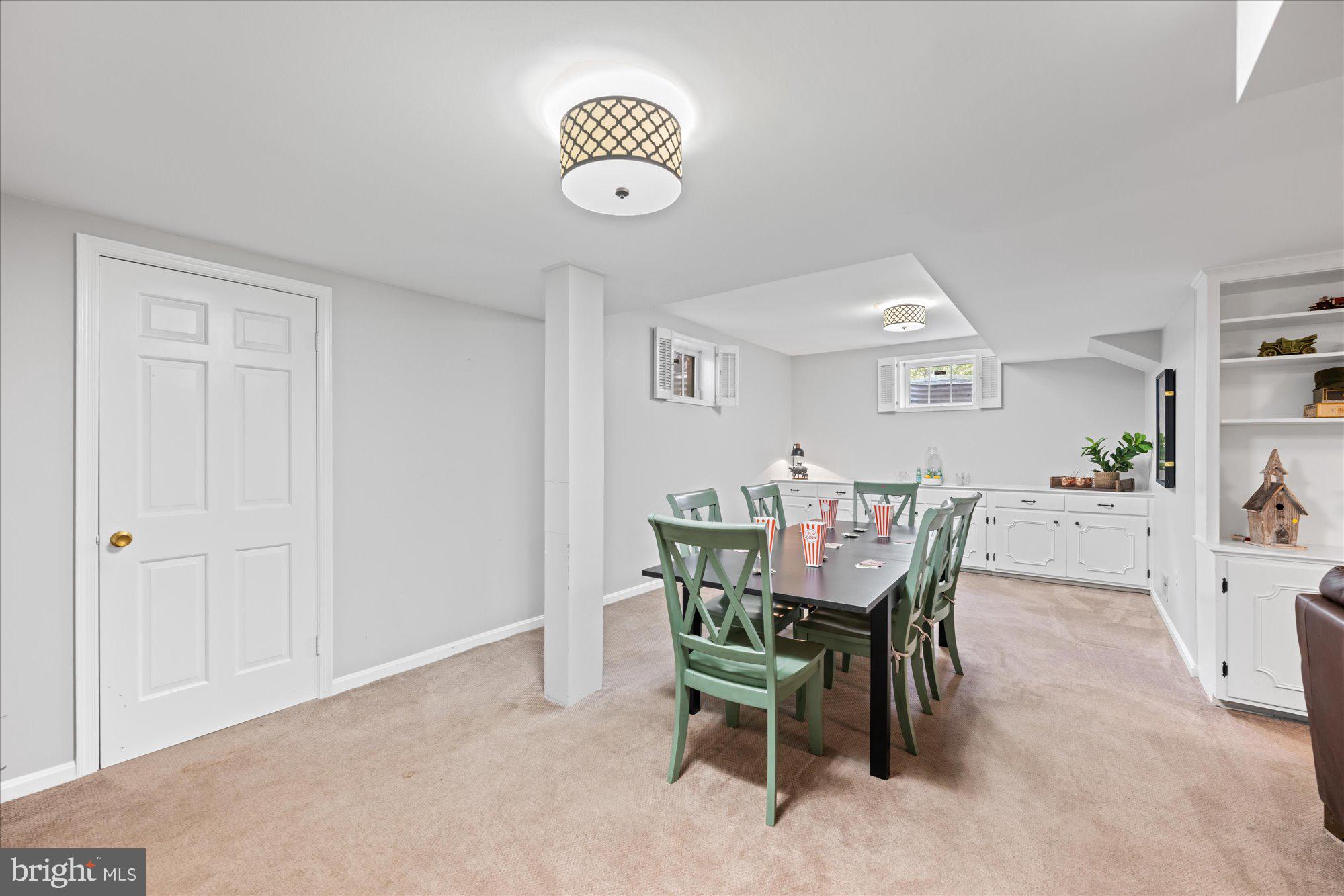 RIVER FALLS - Residential