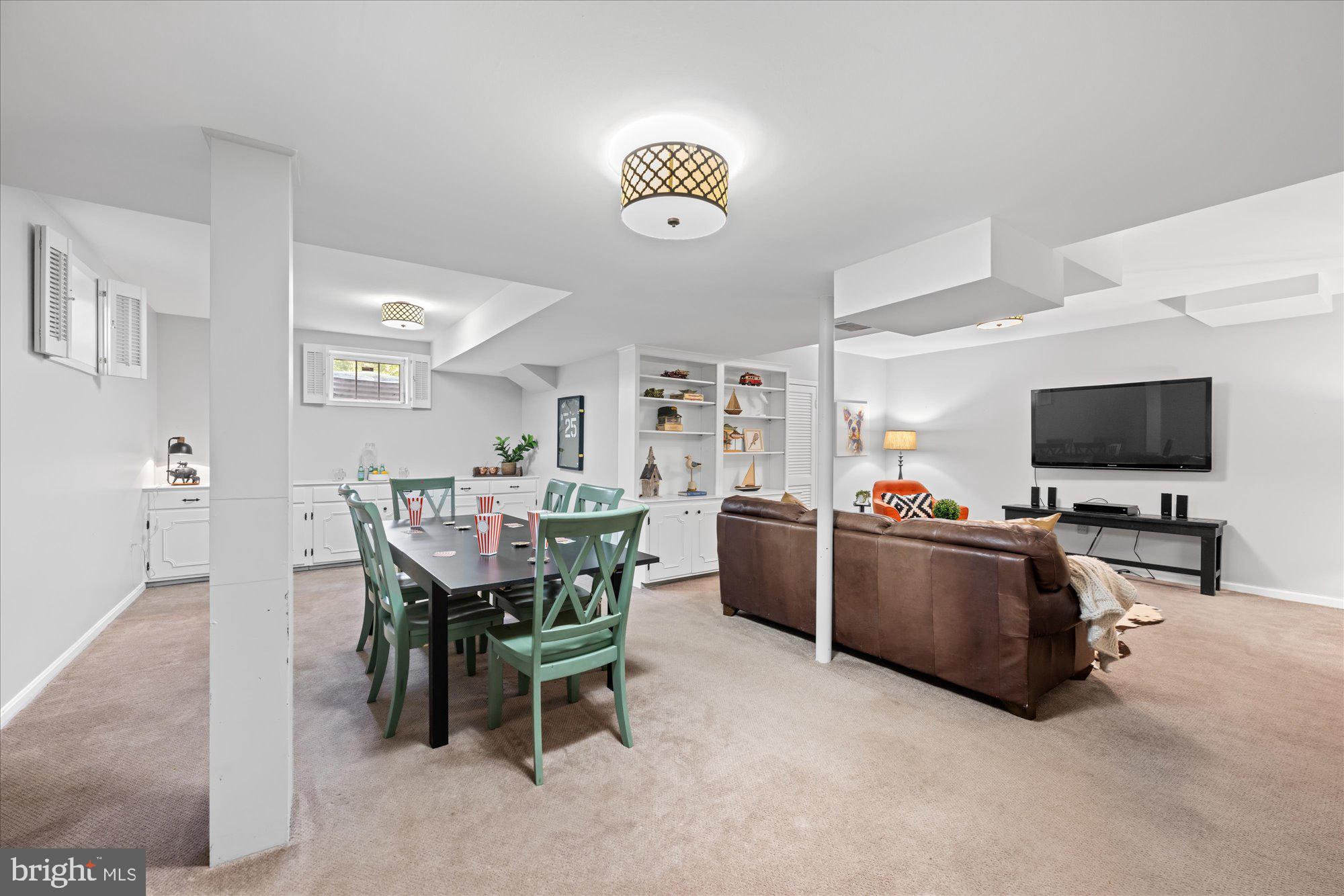 RIVER FALLS - Residential