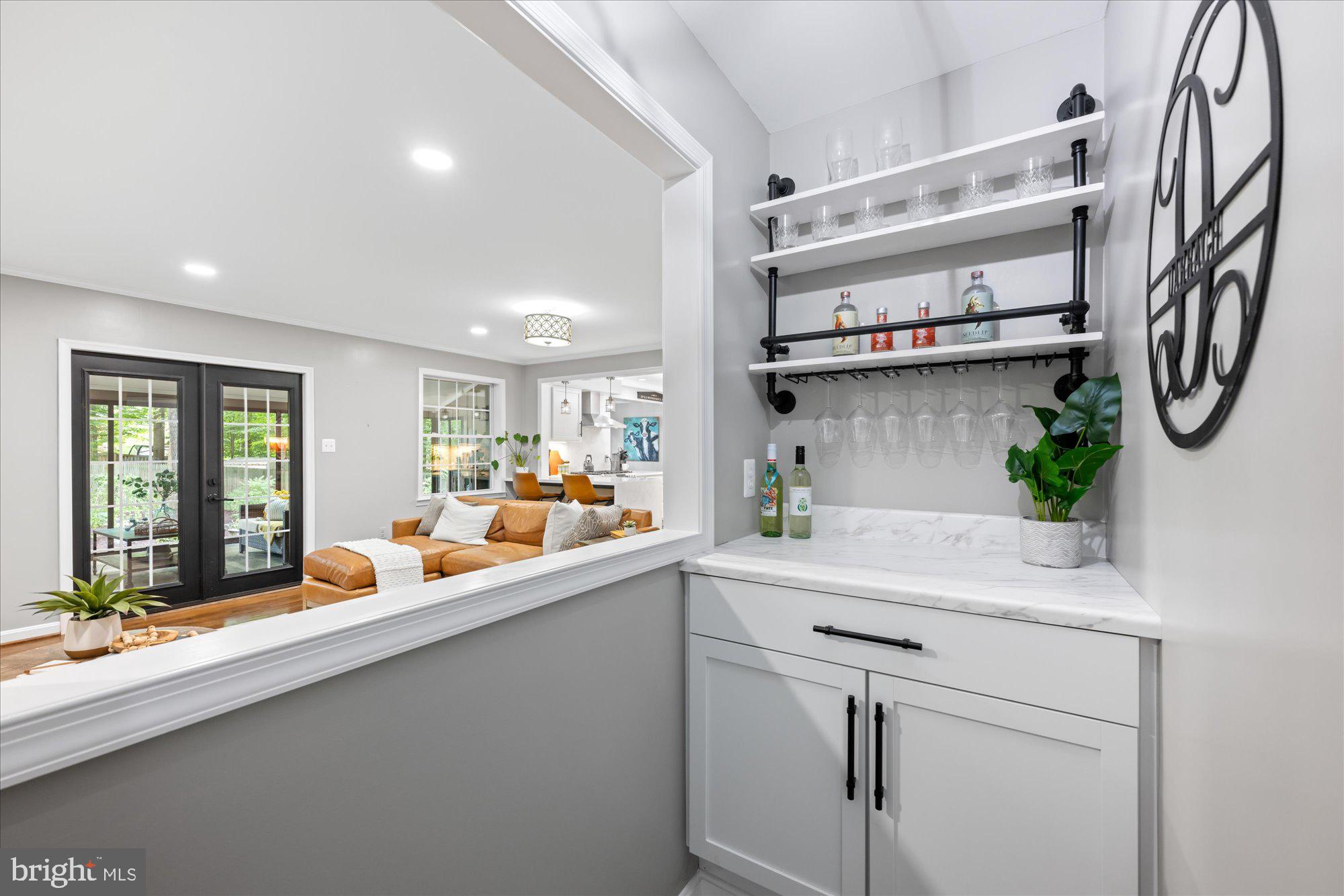 RIVER FALLS - Residential