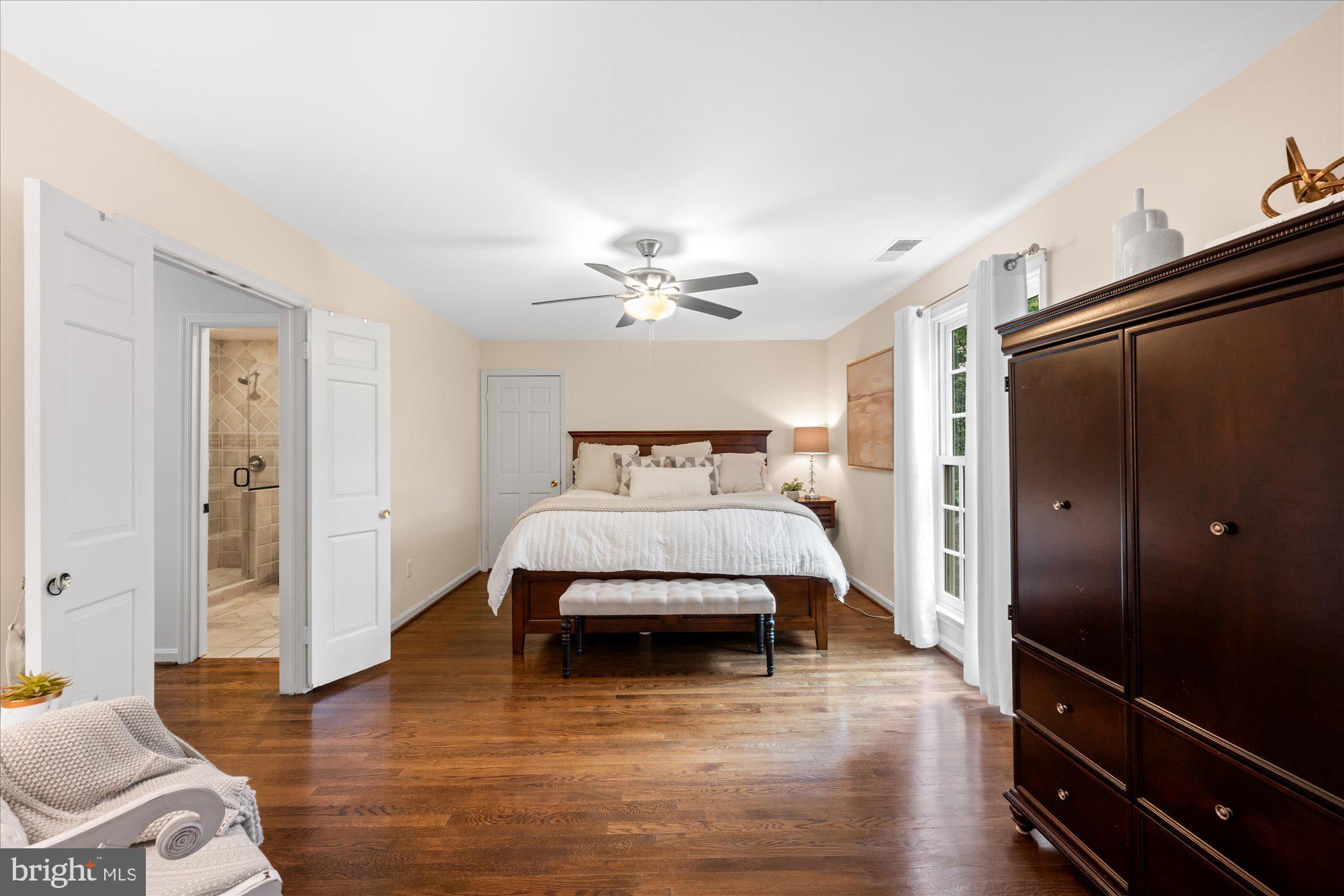 RIVER FALLS - Residential