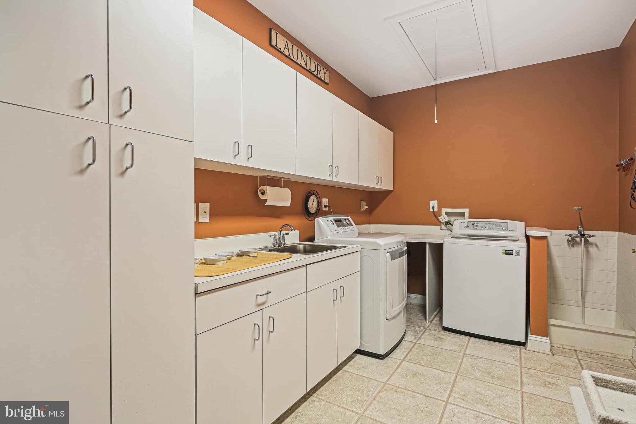 CATTAIL CREEK COUNTRY CLUB - Residential