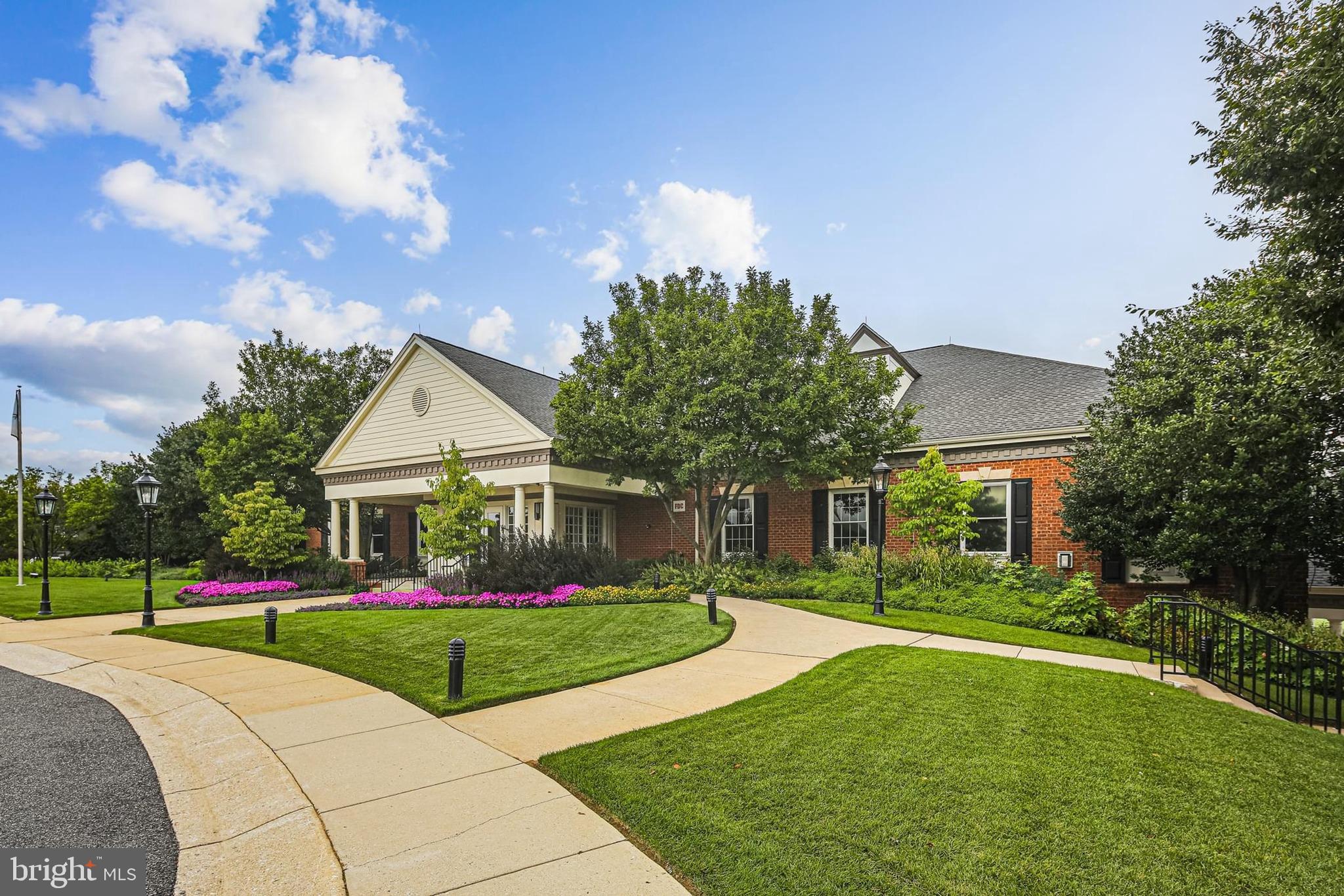 CATTAIL CREEK COUNTRY CLUB - Residential