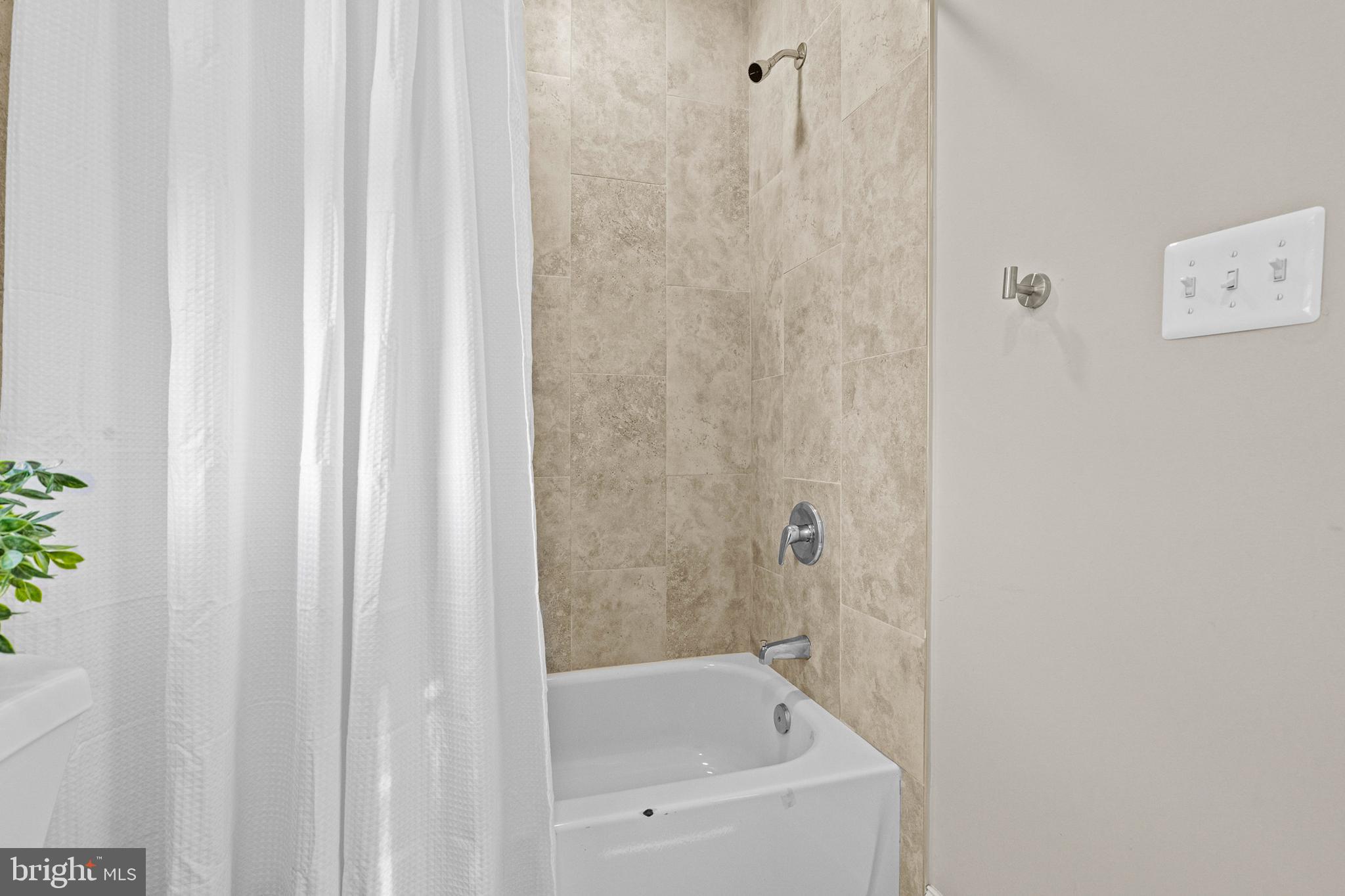WAVERLY - Residential