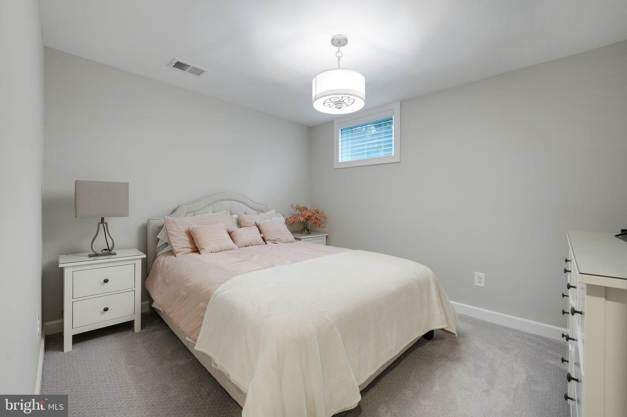 SPRING LAKE - Residential