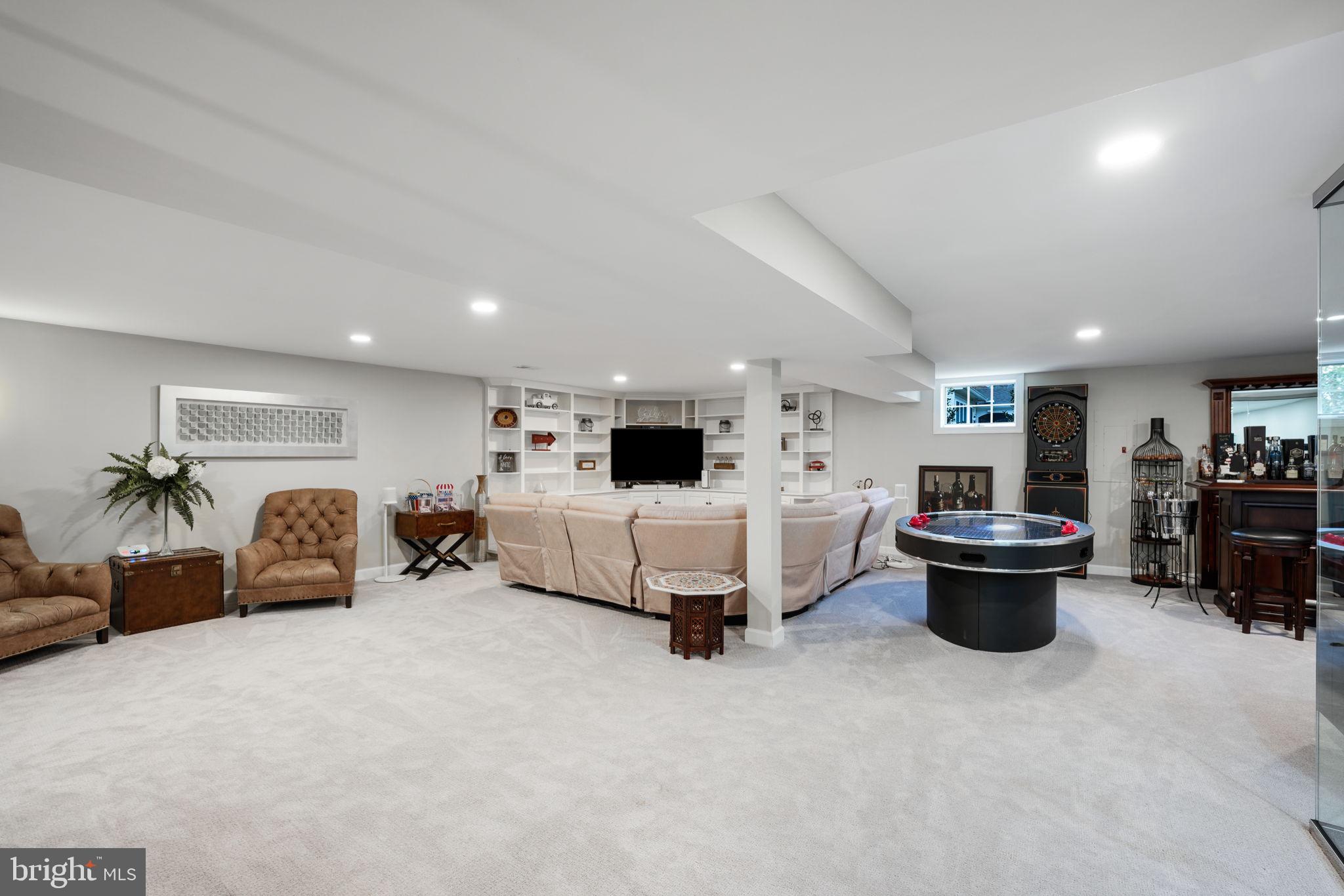 SPRING LAKE - Residential