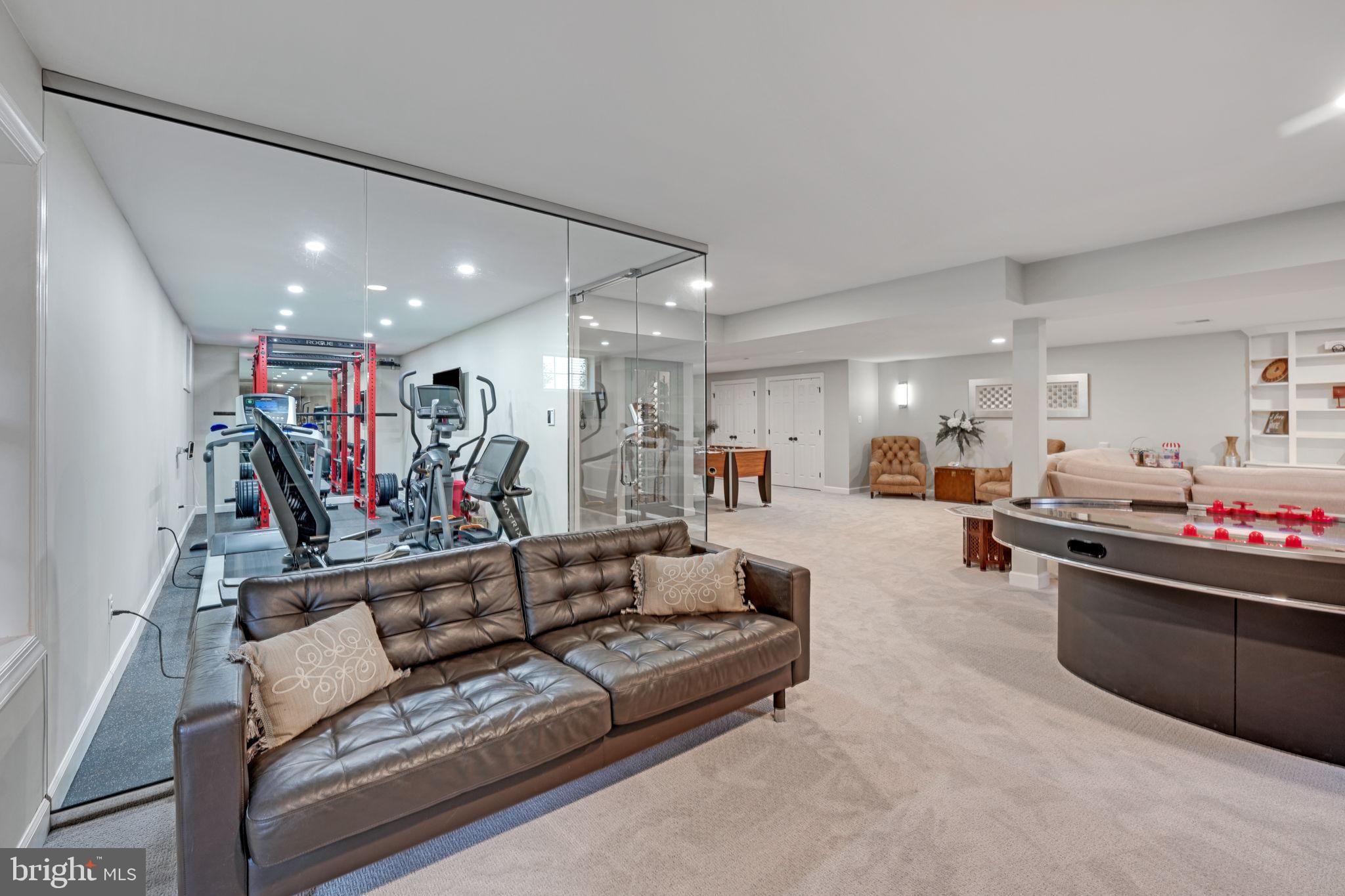 SPRING LAKE - Residential