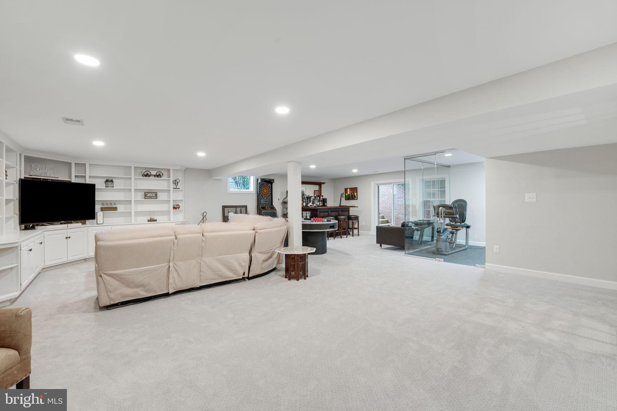 SPRING LAKE - Residential