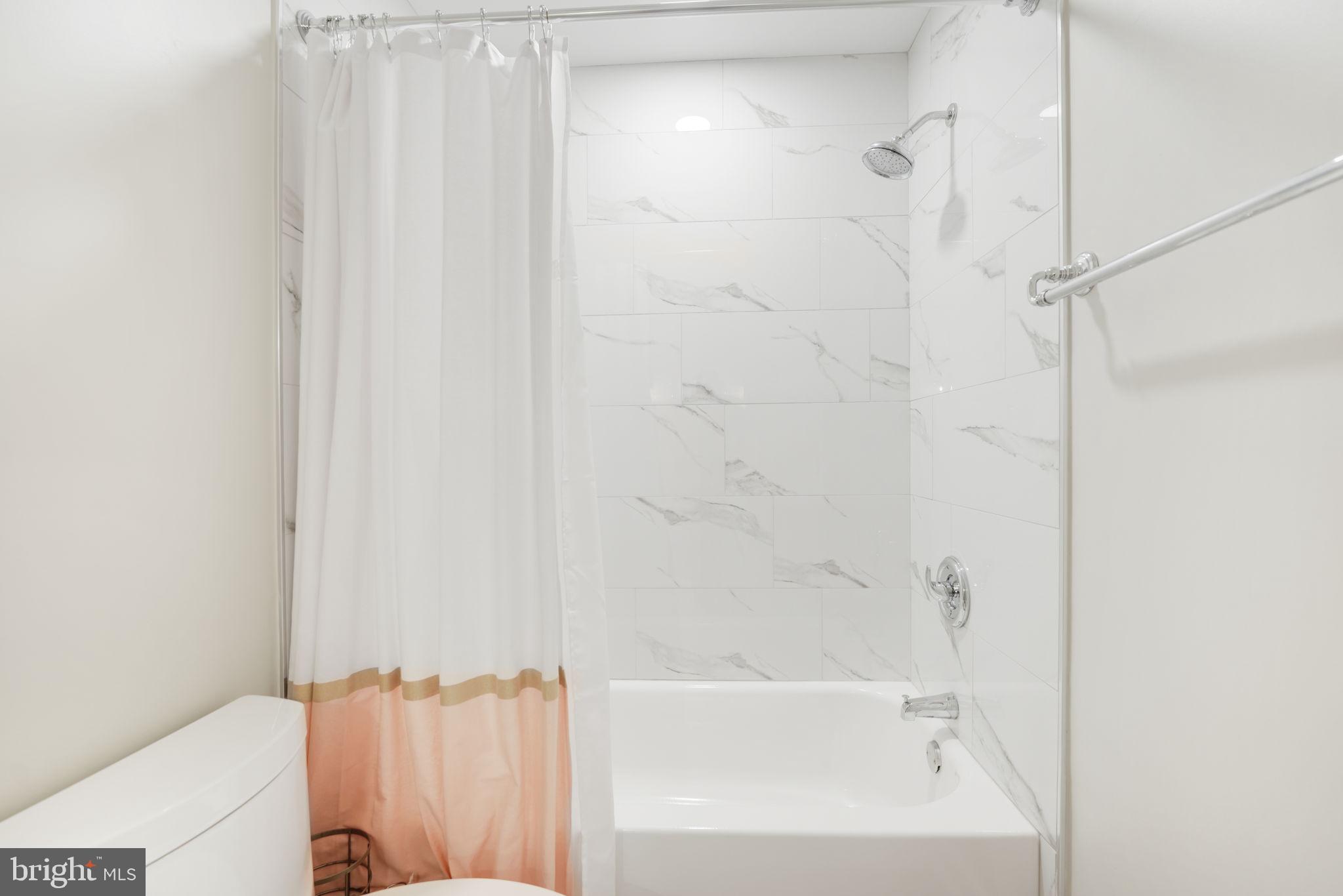 SPRING LAKE - Residential