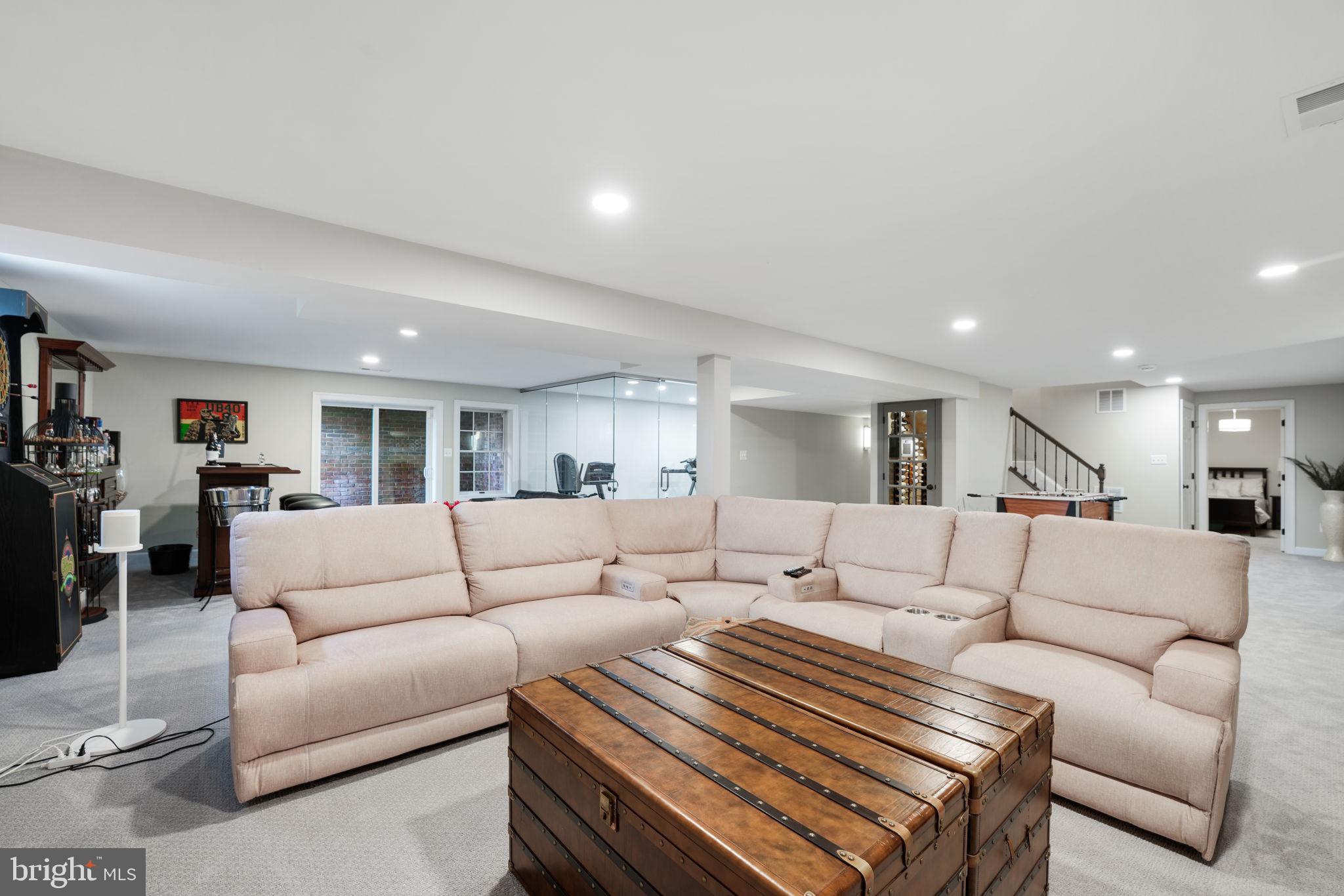 SPRING LAKE - Residential