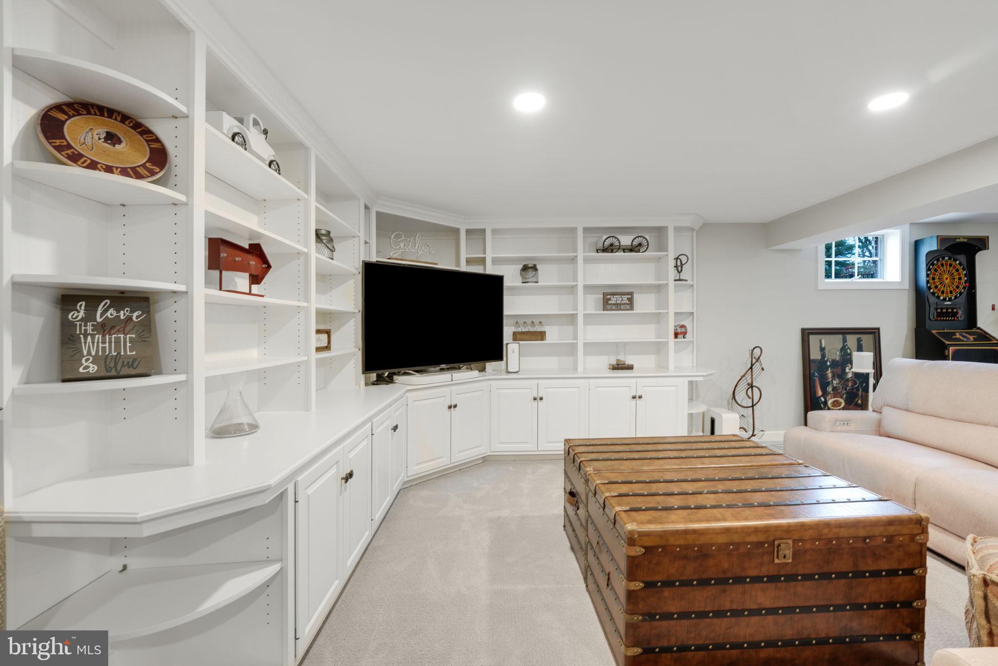 SPRING LAKE - Residential