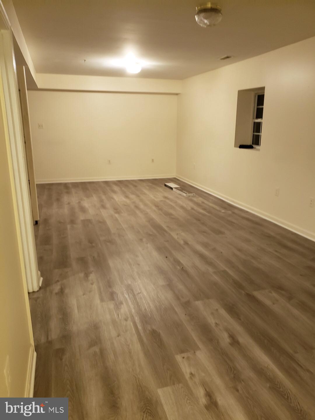 CRYSTAL SPRINGS - Residential Lease