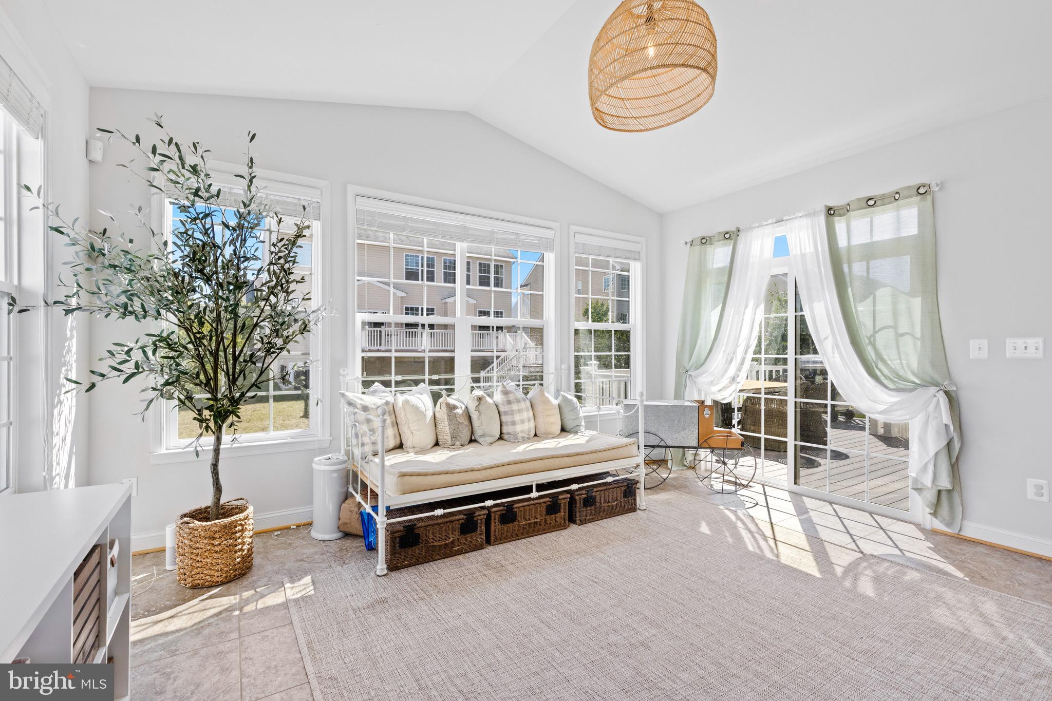 THE PARKE AT MOUNT WASHINGTON - Residential