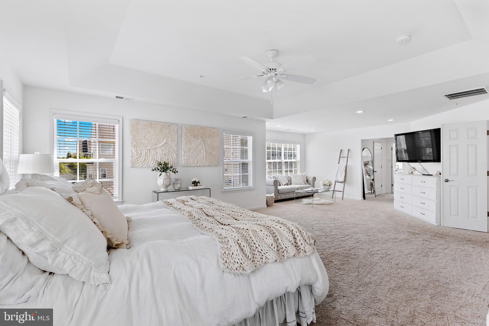 THE PARKE AT MOUNT WASHINGTON - Residential