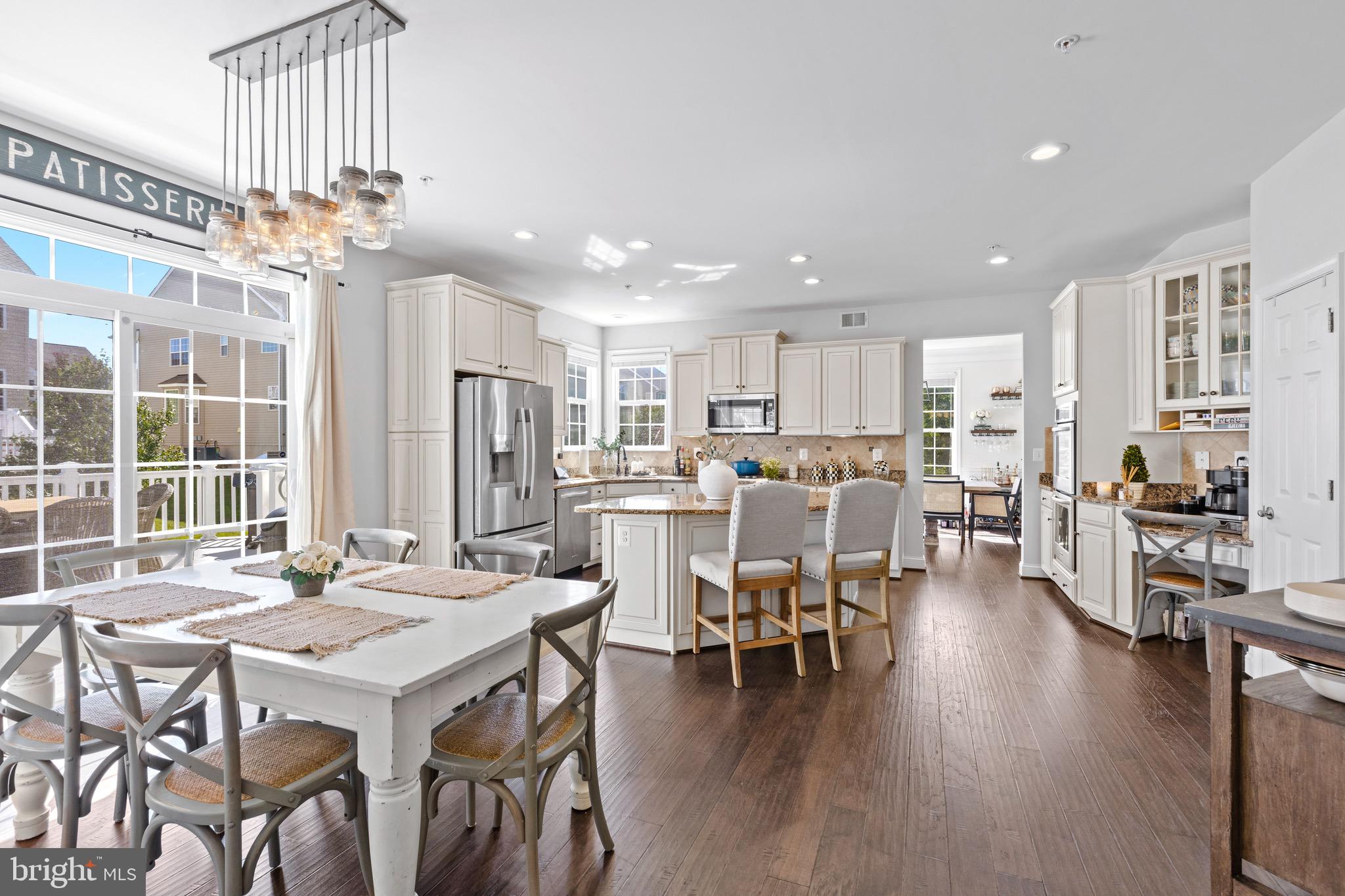 THE PARKE AT MOUNT WASHINGTON - Residential